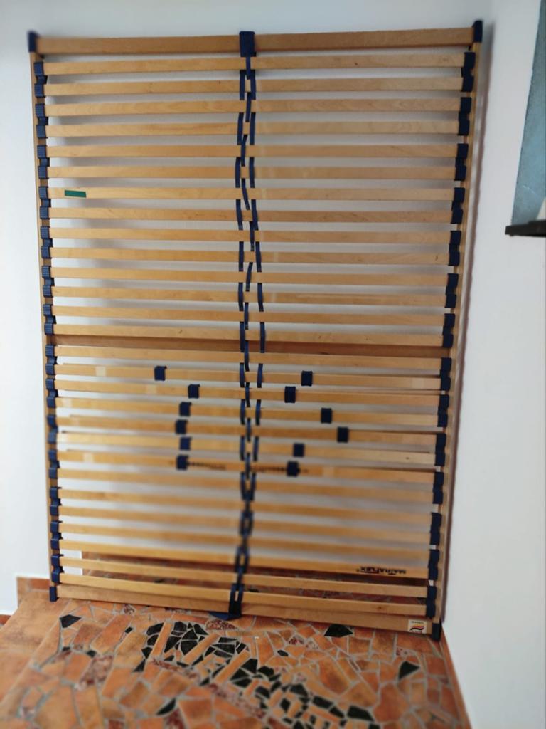 Ikea metalen bed 160x200 cm met of zonder matras, Tweepersoons, Ophalen of Verzenden, Zo goed als nieuw, 200 cm