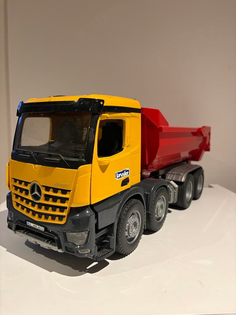 Bruder Mercedes-Benz Arocs Kiepwagen - Speelgoedtruck, Kinderen en Baby's, Speelgoed | Speelgoedvoertuigen, Ophalen of Verzenden