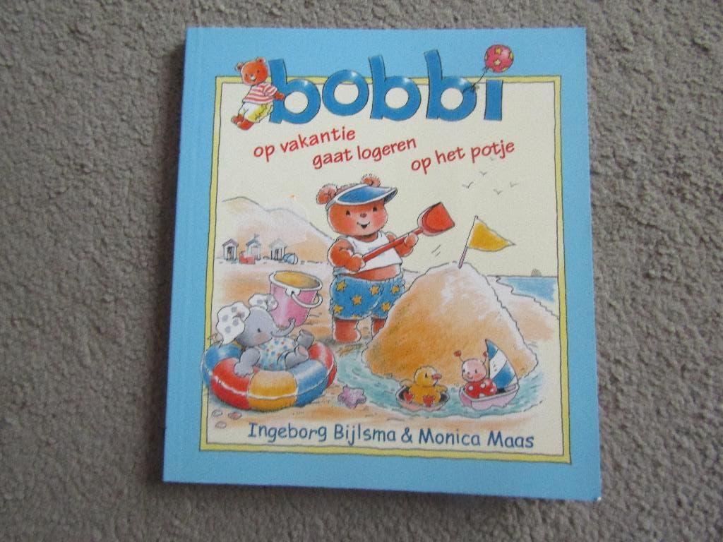 Boek: Bobbi met 3 verhaaltjes, Ophalen of Verzenden, Gelezen, Monica Maas