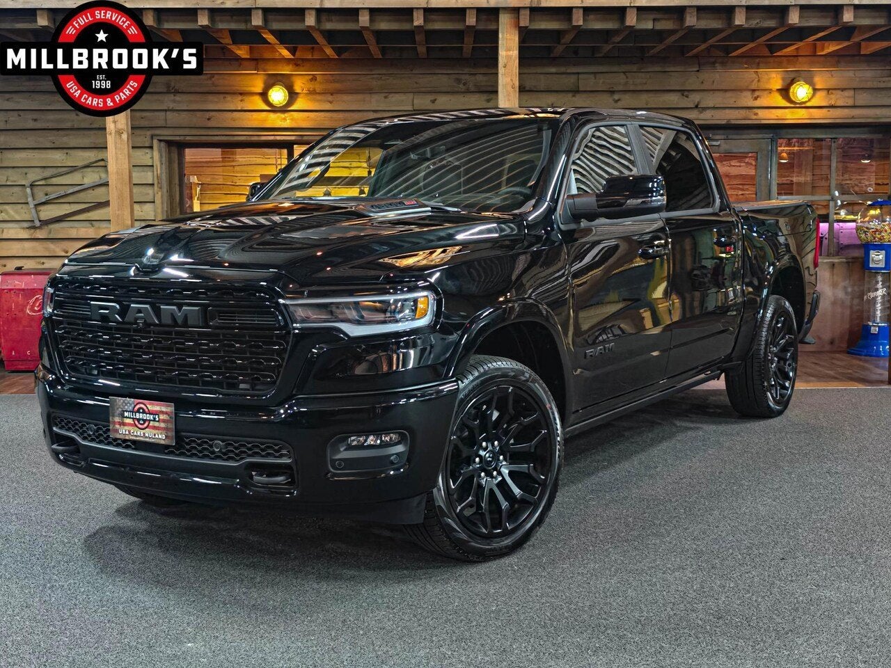 Dodge Ram 1500 Limited H/O Hurricane 540 PK BPM VRIJ Rambox,, Automaat, 4 stoelen, Zwart, Leder