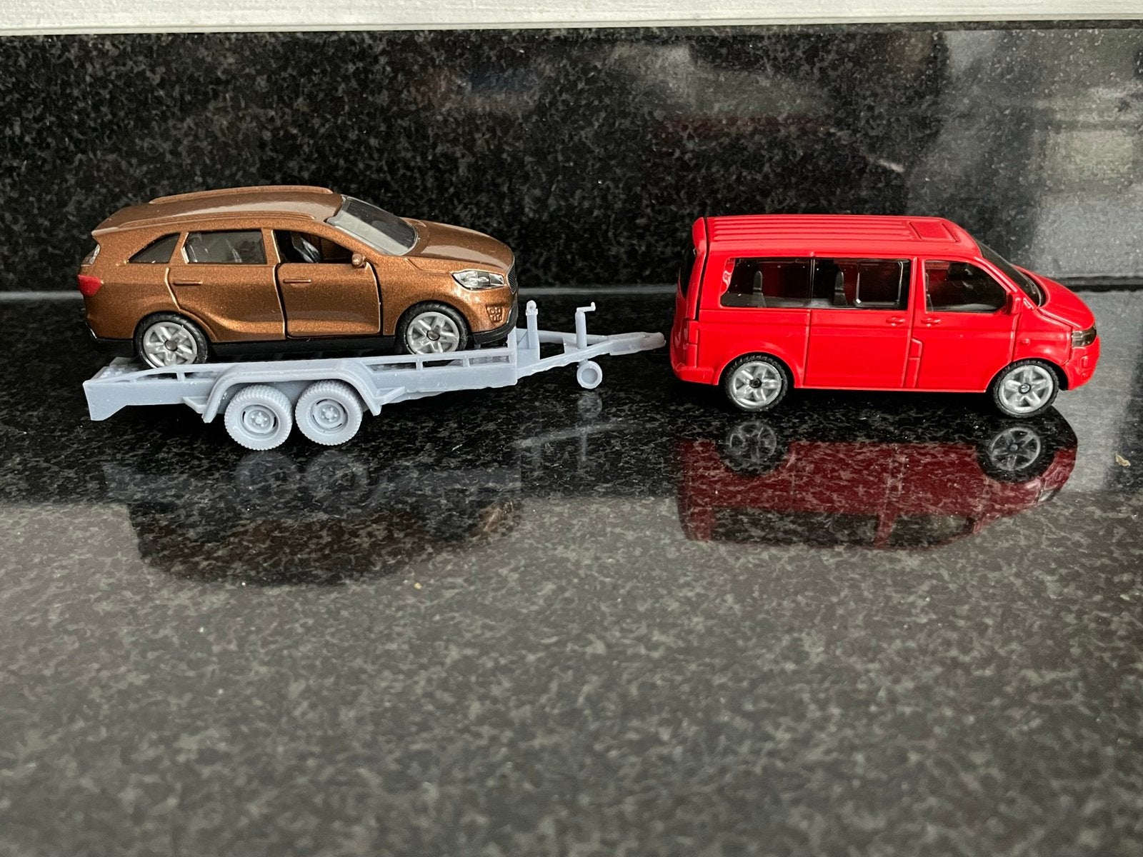 Resin bouwpakket autoambulance trailer aanhanger tandemasser, Verzenden, Nieuw, Overige typen