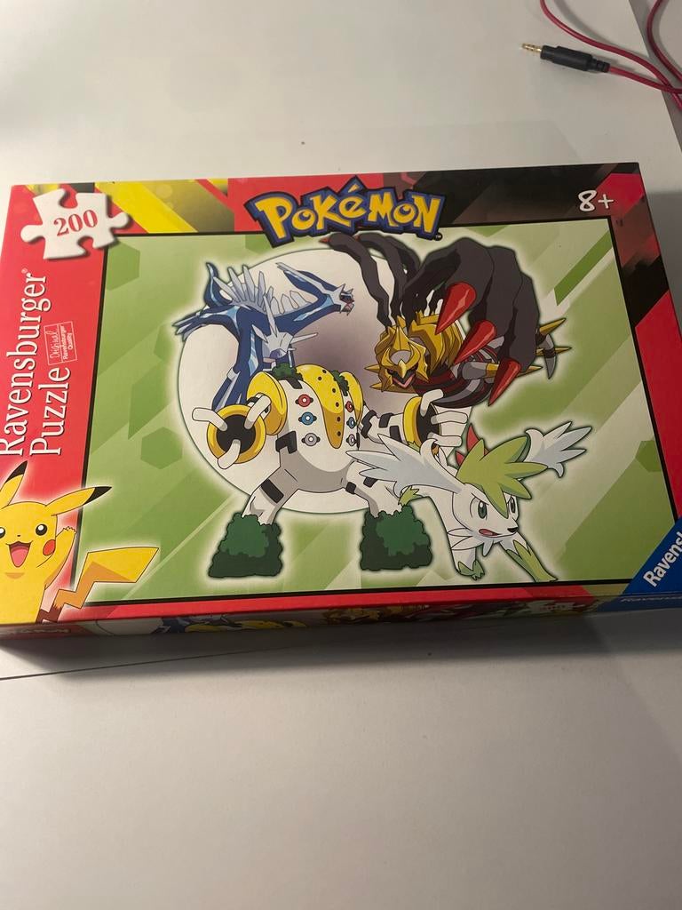 Ravensburger Pokémon Legendarische Puzzel 200 Stukjes, Ophalen of Verzenden, Zo goed als nieuw