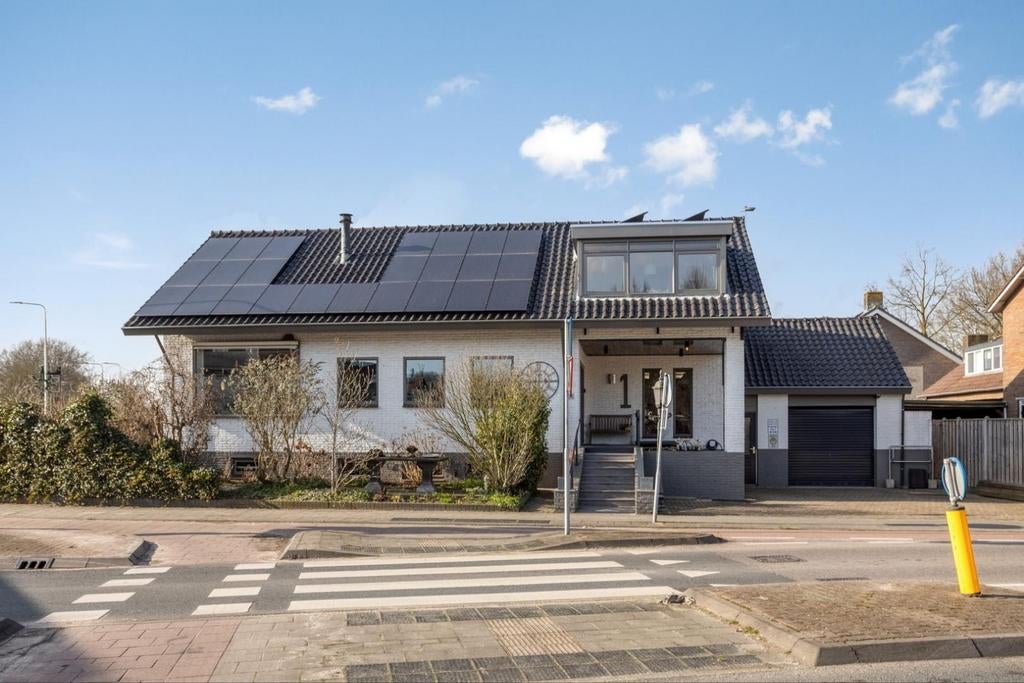 Mooie ruime vrijstaande woning met 7 slpkamers, Huizen en Kamers, Huizen te koop, 200 tot 500 m², Renswoude, Vrijstaande woning
