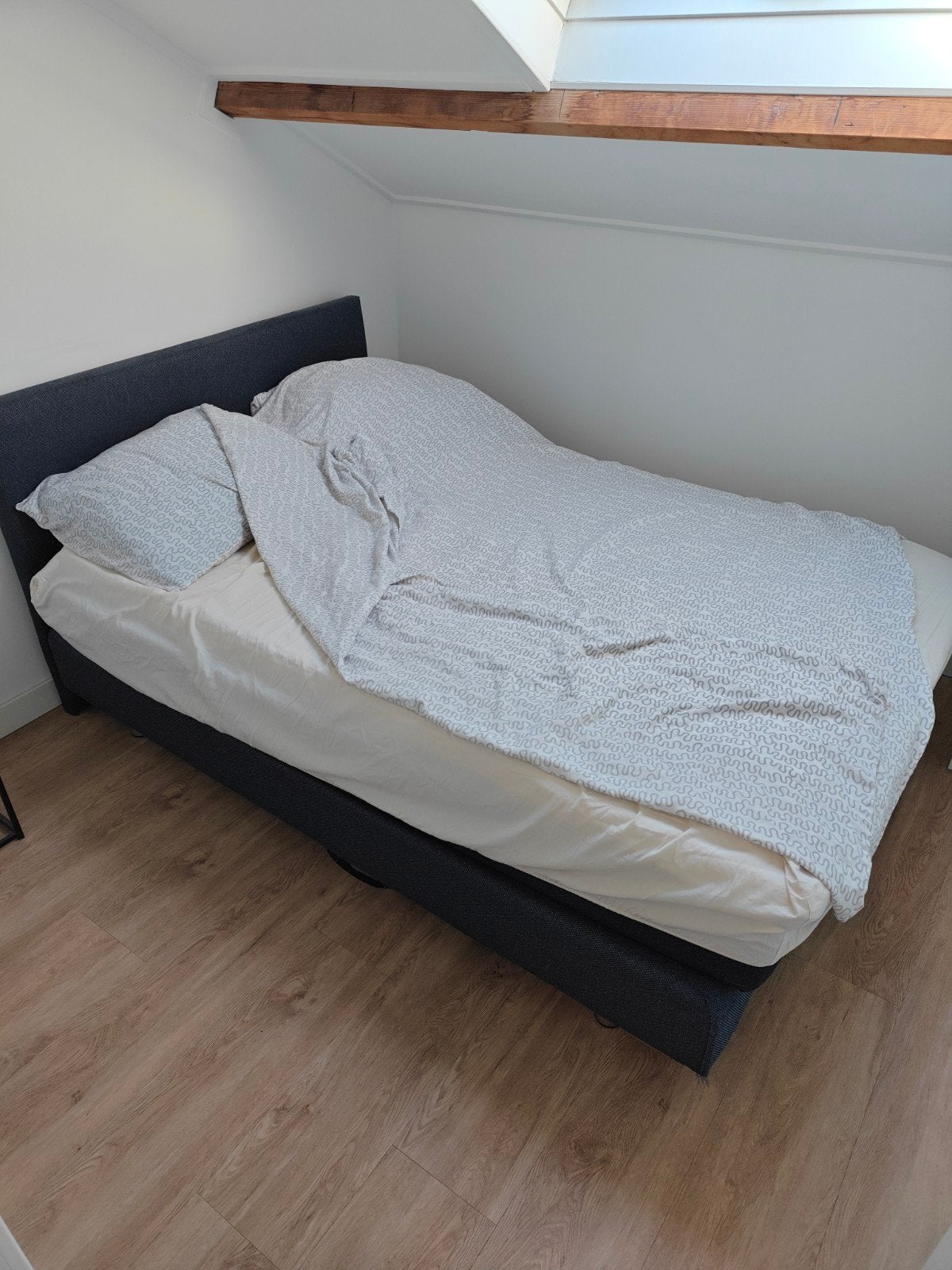Twijfelaar bedframe GRATIS, Ophalen, Gebruikt, 140 cm, Twijfelaar