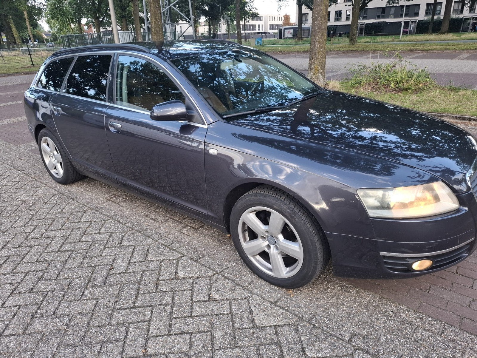 APK 08-2027 AUDI A6 AVANT 2.4i V6 LEDER RIJDT HEERLIJK, Zwart, Leder, Particulier, Onderhoudsboekje