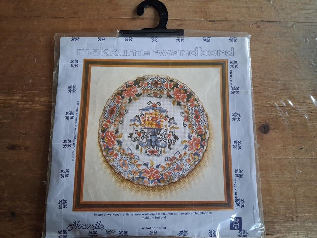 Nouvelle borduurpakket. Makkumerwandkleed., Ophalen of Verzenden, Nieuw, Handborduren, Borduurpakket