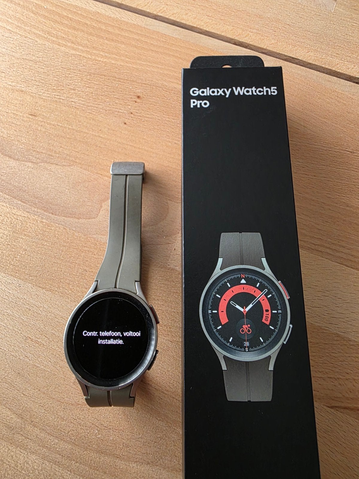 Samsung Galaxy Watch5 Pro Grijs - Zo goed als nieuw, Ophalen of Verzenden, Zo goed als nieuw, Samsung, Waterdicht