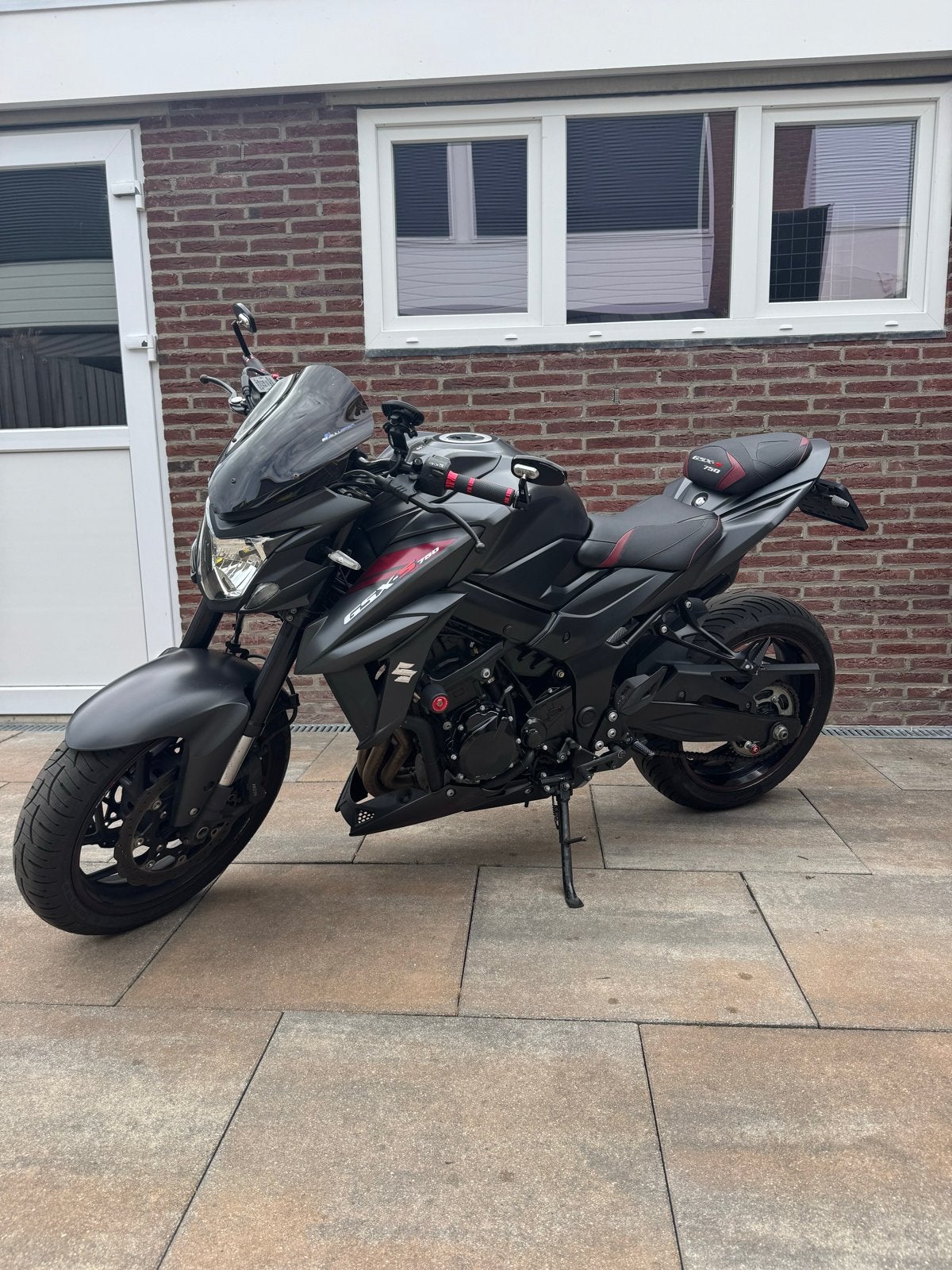 Suzuki GSX-S 750 ABS - Naked bike in topstaat, Motoren, Ophalen, Gebruikt