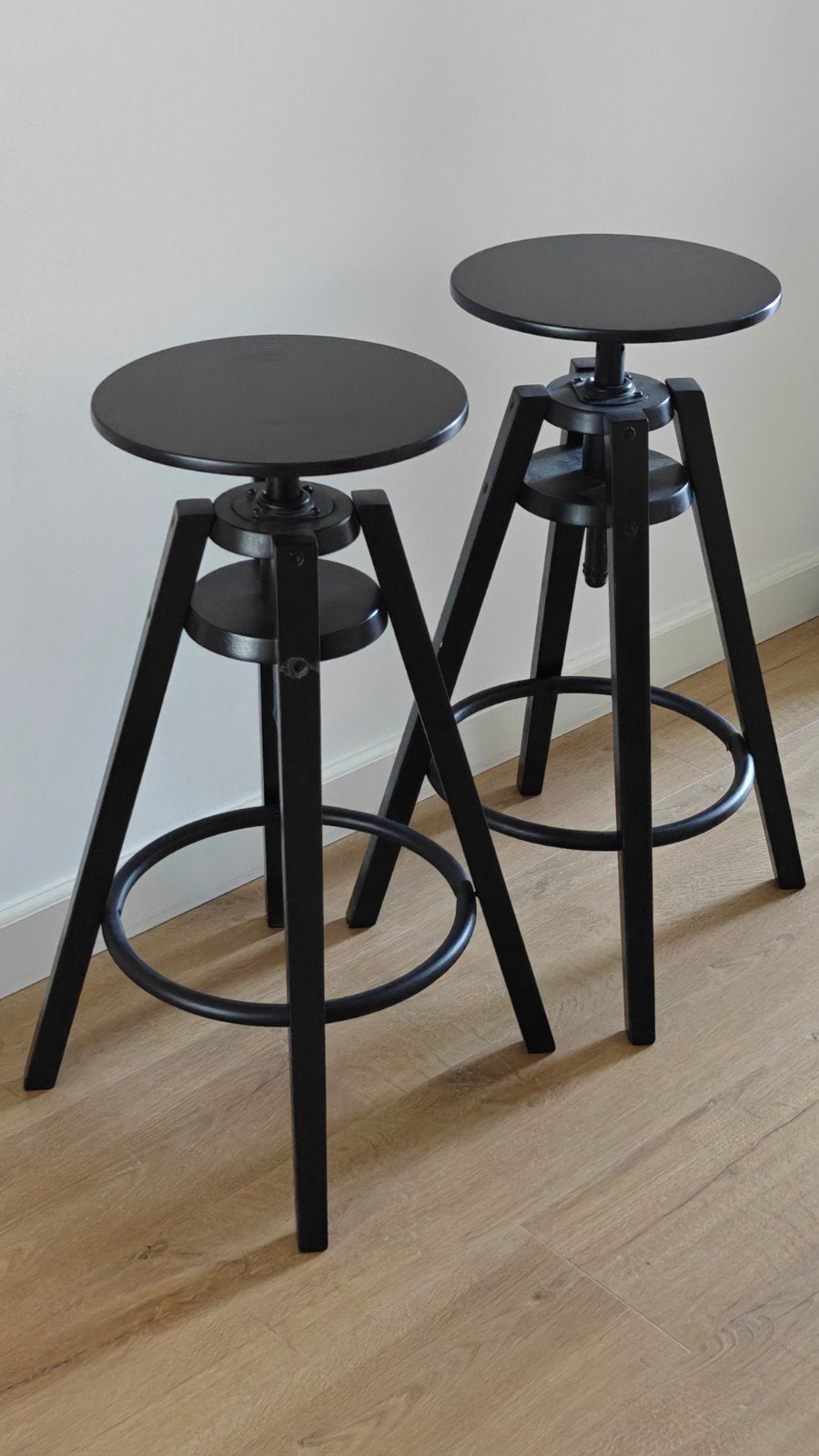 Two black IKEA barstools, Huis en Inrichting, Barkrukken, Zo goed als nieuw, 60 tot 90 cm, 2 krukken, Ophalen