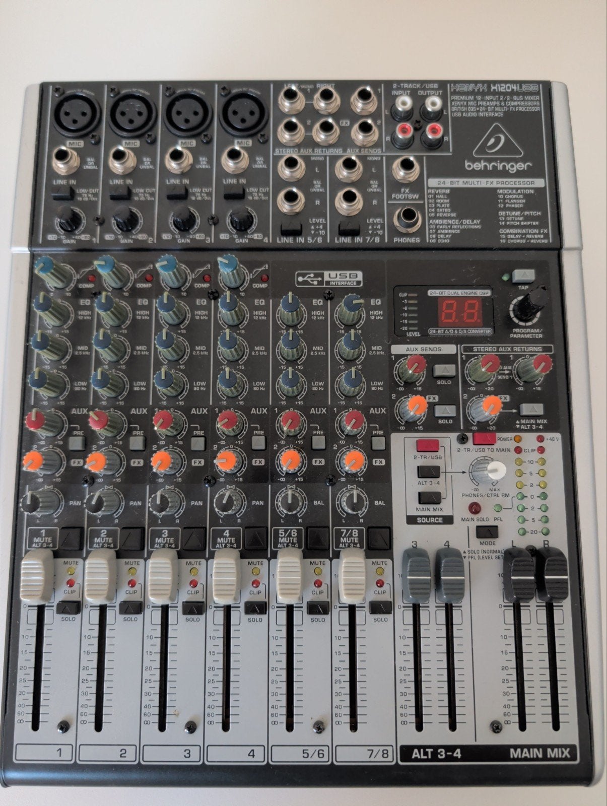 Behringer Xenyx X1204USB Mixer, Muziek en Instrumenten, Mengpanelen, Ophalen of Verzenden, Gebruikt, 5 tot 10 kanalen, Microfooningang