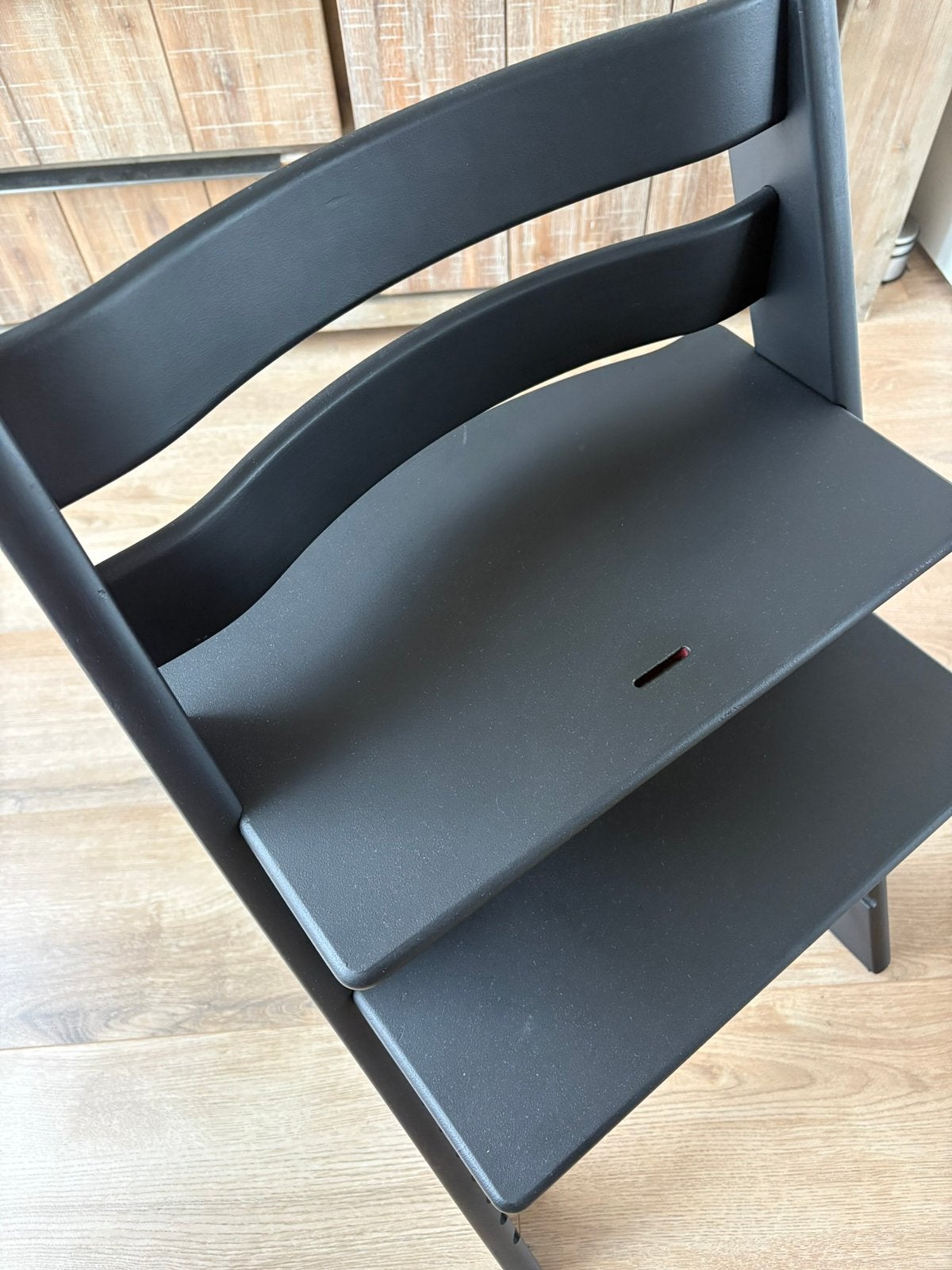 Stokke Tripp Trapp stoel kinderstoel zwart, Ophalen, Zo goed als nieuw, Meegroeistoel, Aanschuifbaar