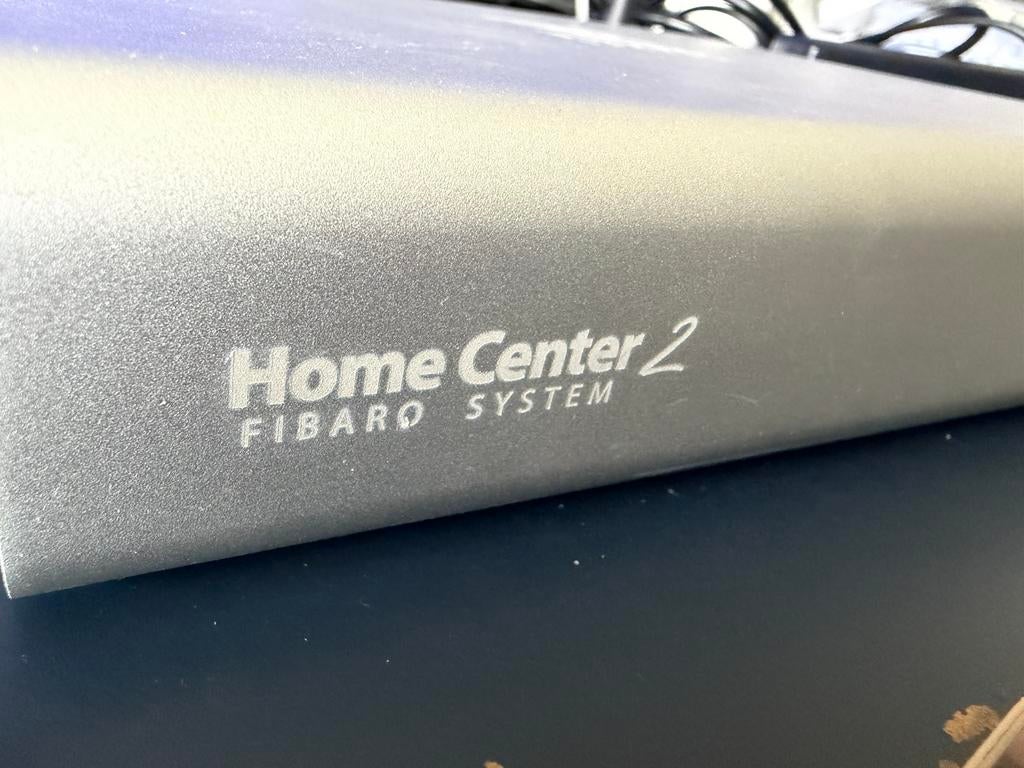 Fibaro HomeCenter 2 controller, Hobby en Vrije tijd, Elektronica-componenten, Gebruikt, Ophalen of Verzenden
