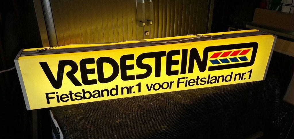 Top lichtbak VREDESTEIN Fietsband nr.1 voor Fietsland nr.1, Ophalen, Gebruikt, ., Lichtbak of (neon) lamp