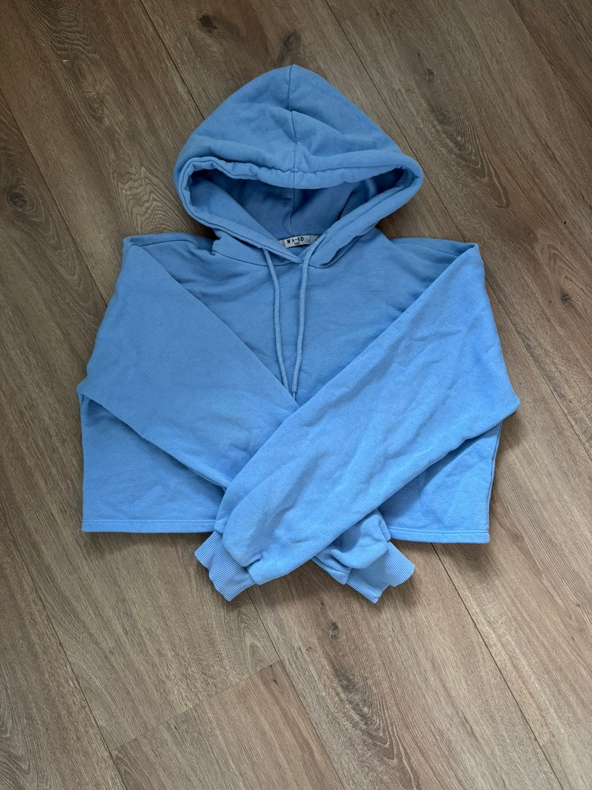 NA-KD lichtblauwe cropped vest hoodie maat M, Maat 38/40 (M), NA-KD, Blauw, Ophalen of Verzenden