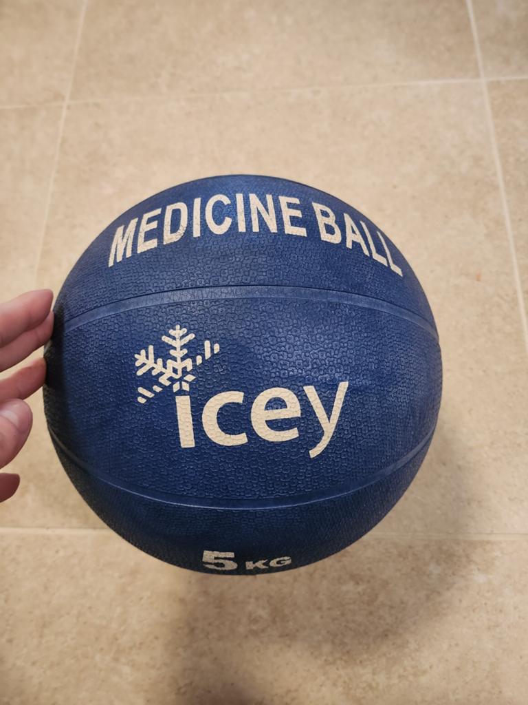 Medicine Ball 5 kg - Icey sportbal, Sport en Fitness, Fitnessmaterialen, Ophalen of Verzenden, Benen, Medicijnbal