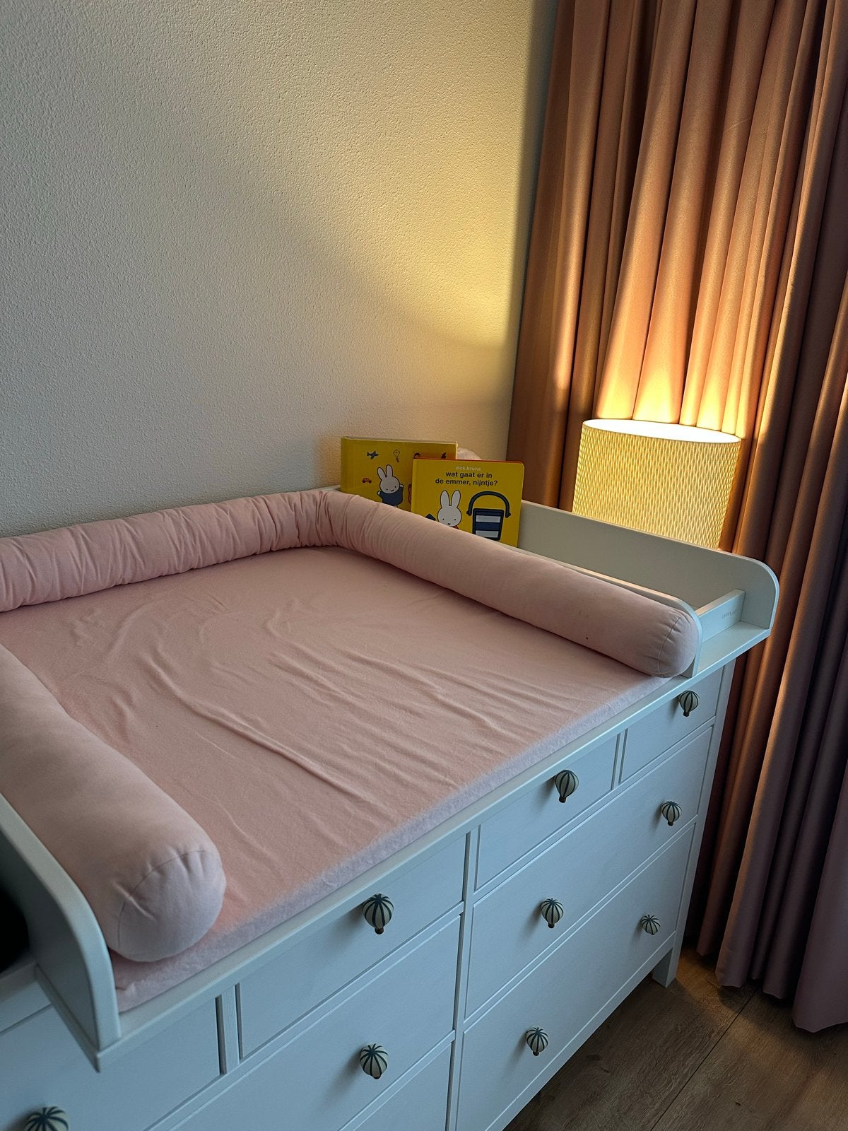 Bladvergroter IKEA HEMNES met aankleedkussen Blush, Ophalen, 50 tot 70 cm, Opstaande rand, 100 cm of meer
