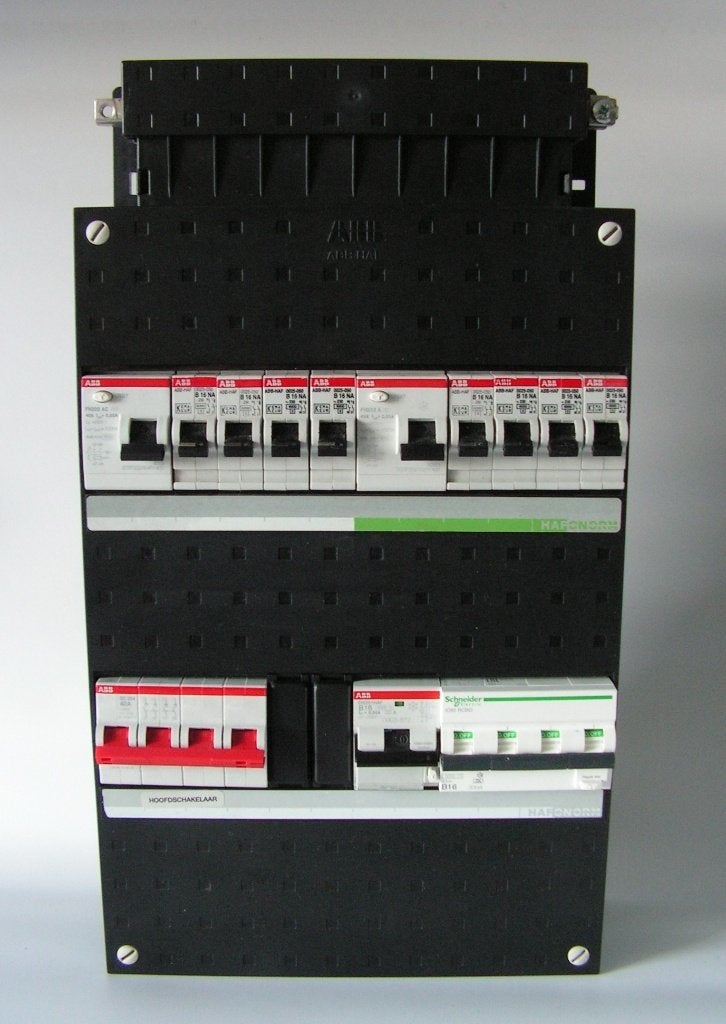 ABB busboard 3-fase 8 groepenkast + 1~ alamat + 3~ alamat, Ophalen of Verzenden, Gebruikt, ABB, Overige typen