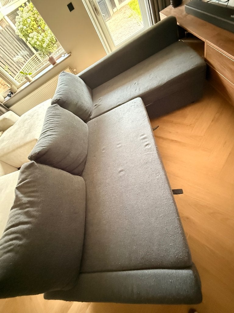 Used couch for free, Ophalen, Kunststof, Gebruikt, 125 tot 150 cm