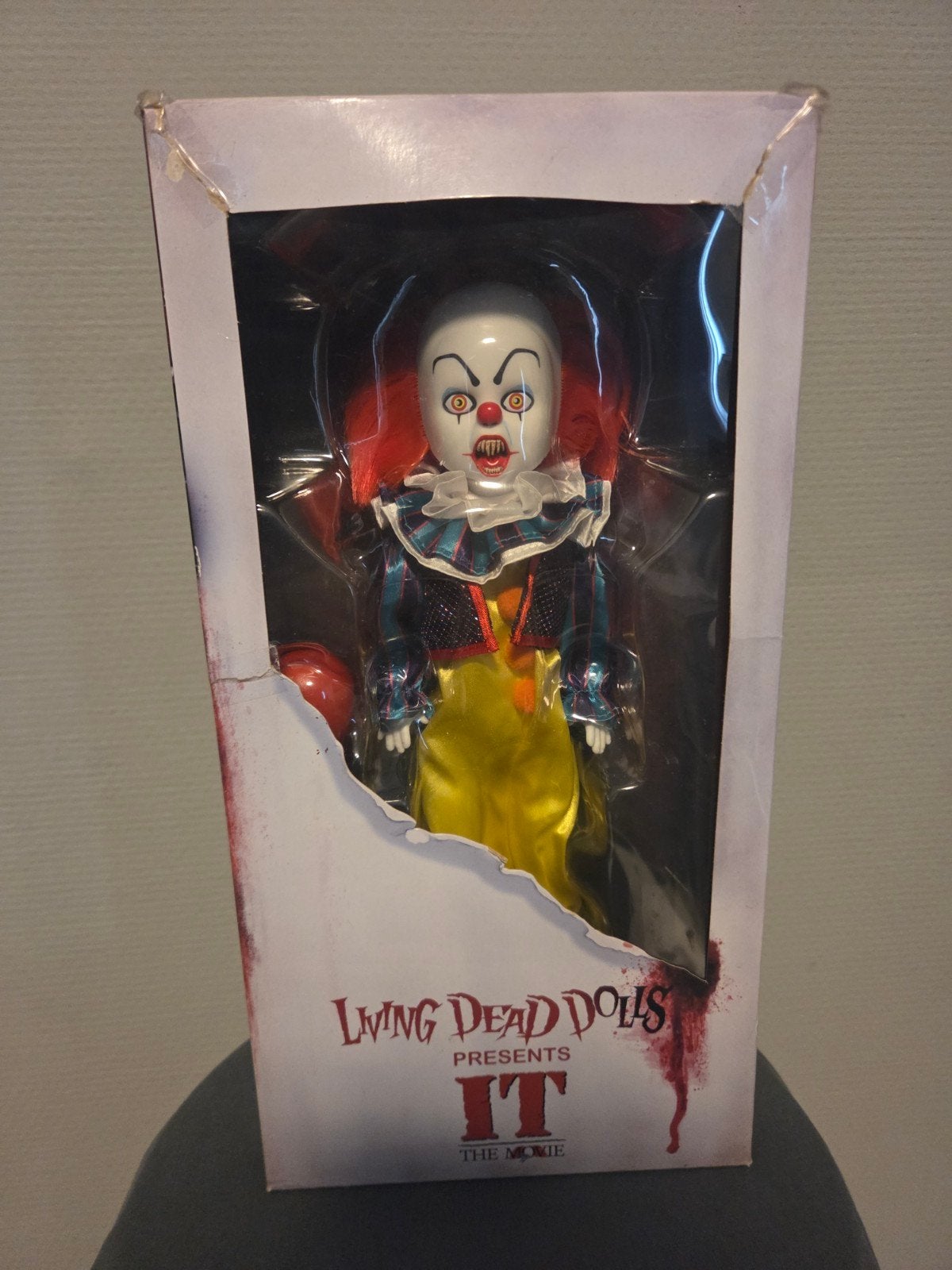 Living Dead Dolls IT Pennywise pop - The Movie, Ophalen of Verzenden, Gebruikt, Pop