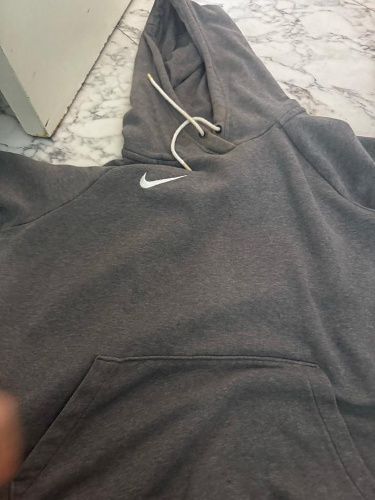 Nike trainingspak grijs - hoodie en joggingbroek, Ophalen of Verzenden, Gedragen, Maat 52/54 (L)