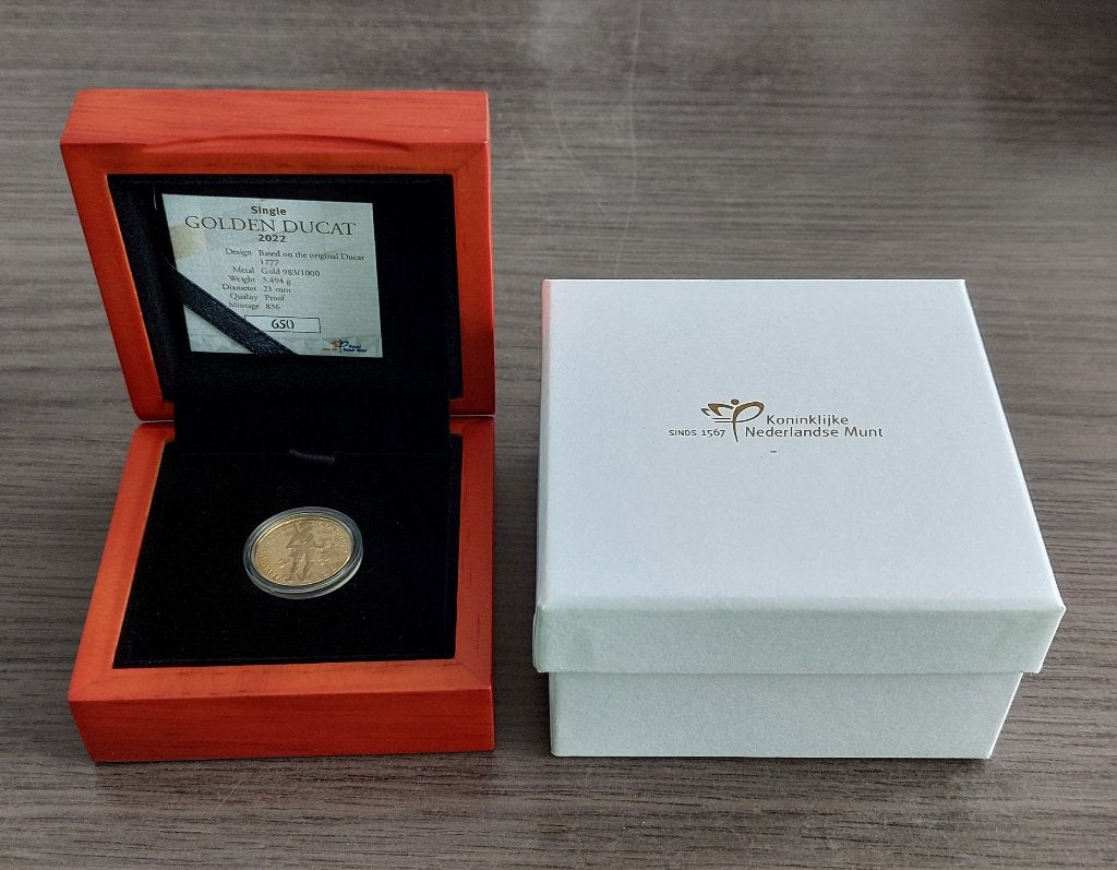 Enkele gouden dukaat 2022 in volledige originele verpakking, Ophalen of Verzenden, Koningin Beatrix, Overige waardes, Goud