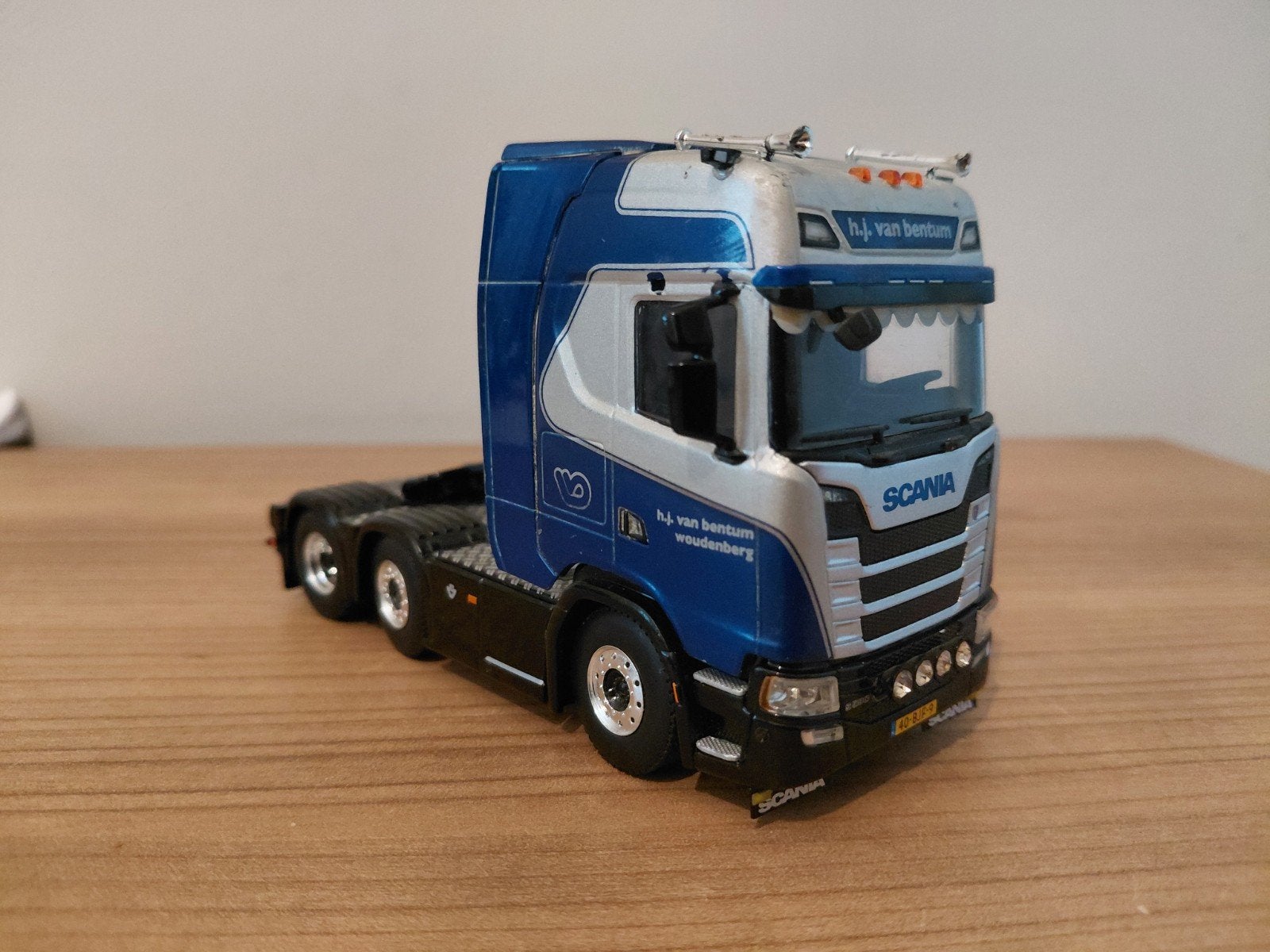 H.j van bentum scania 1.50, Hobby en Vrije tijd, Modelauto's | 1:50, Ophalen of Verzenden, Bus of Vrachtwagen, Wsi