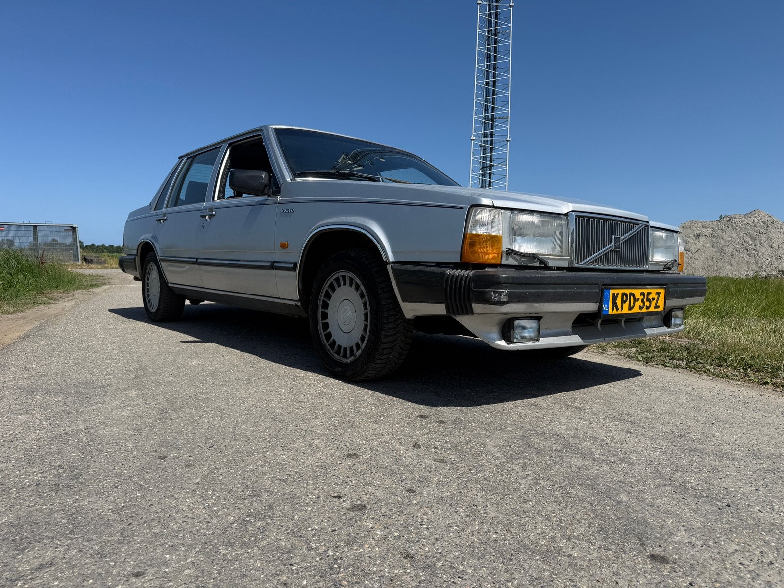 Volvo 760 gle 1983  v6, Auto-onderdelen, Accu's en Toebehoren, Volvo, Gebruikt, Ophalen