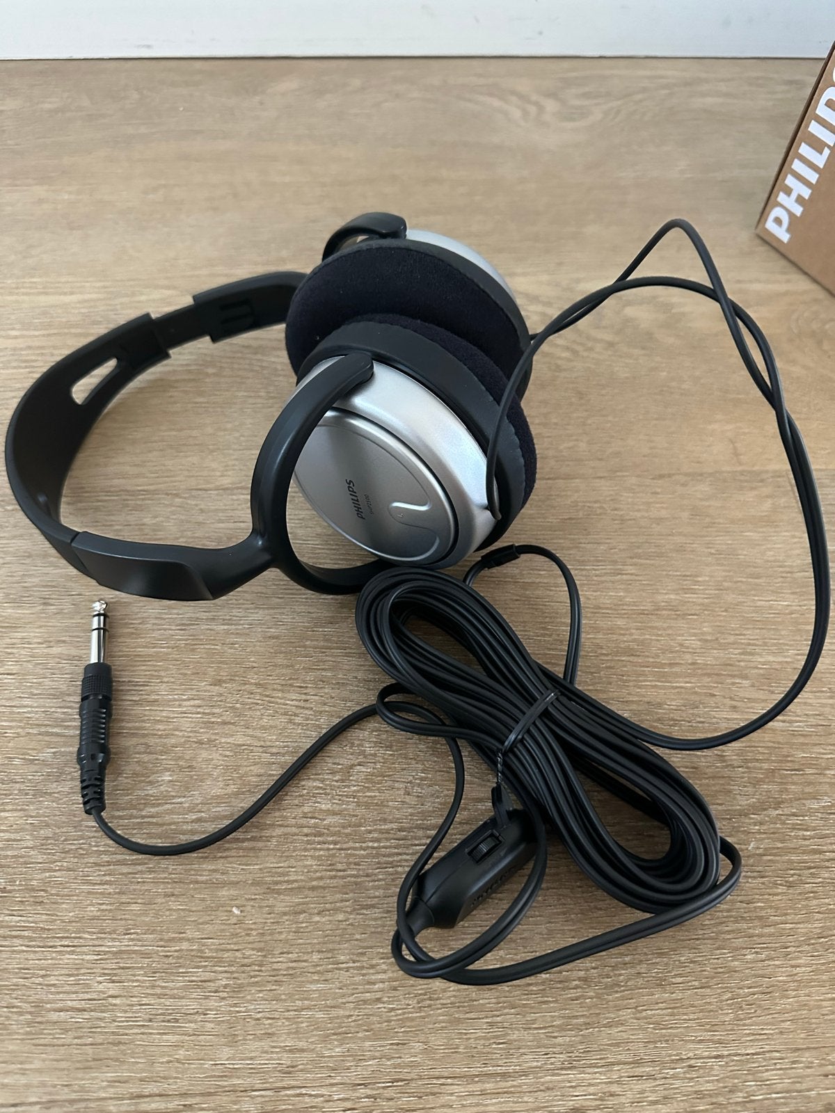Philips SHP2500 TV Hoofdtelefoon met 6m kabel, Audio, Tv en Foto, Koptelefoons, Philips, Zilver, Ophalen of Verzenden, Zo goed als nieuw