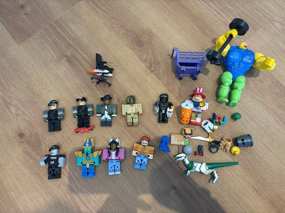 Roblox figuren en accessoires, Ophalen, Zo goed als nieuw, Jongen of Meisje