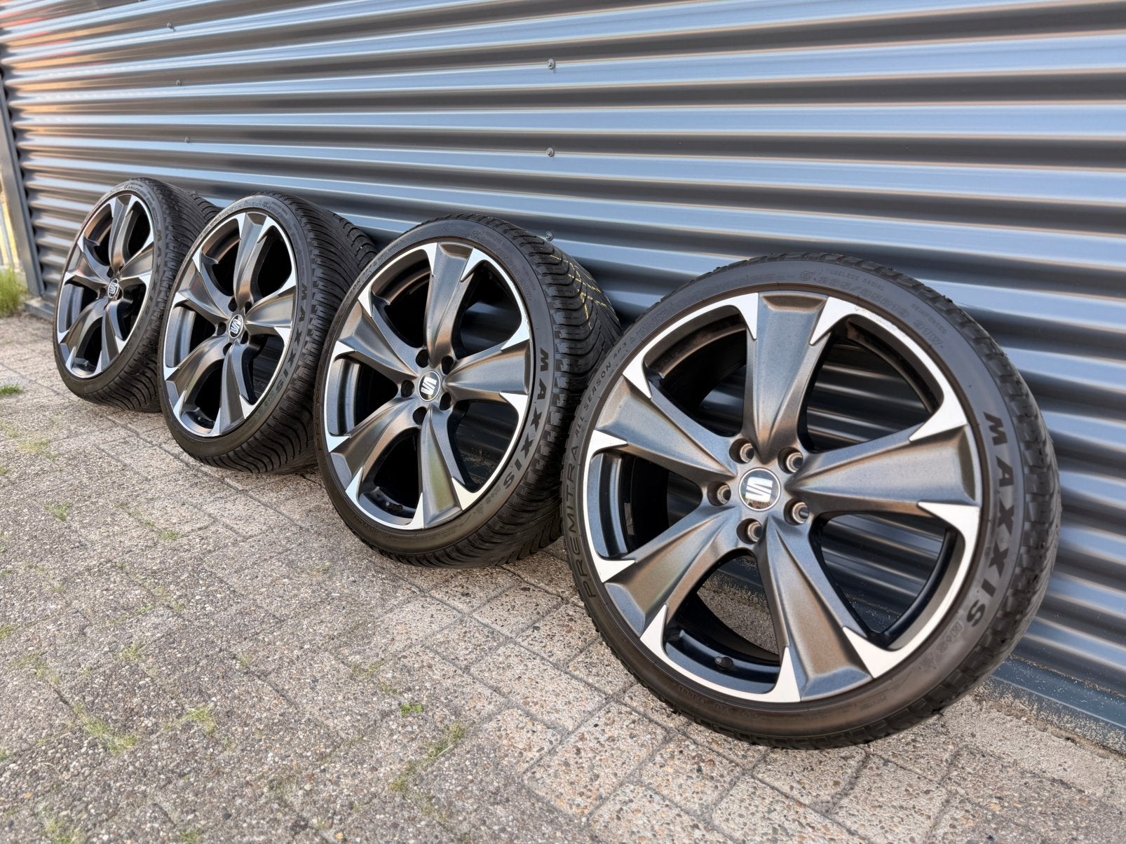 OEM Cupra Leon 19 inch 5x112 SEAT VZ KL 5F FR AllSeason, Gebruikt, Banden en Velgen, 235 mm, All Season