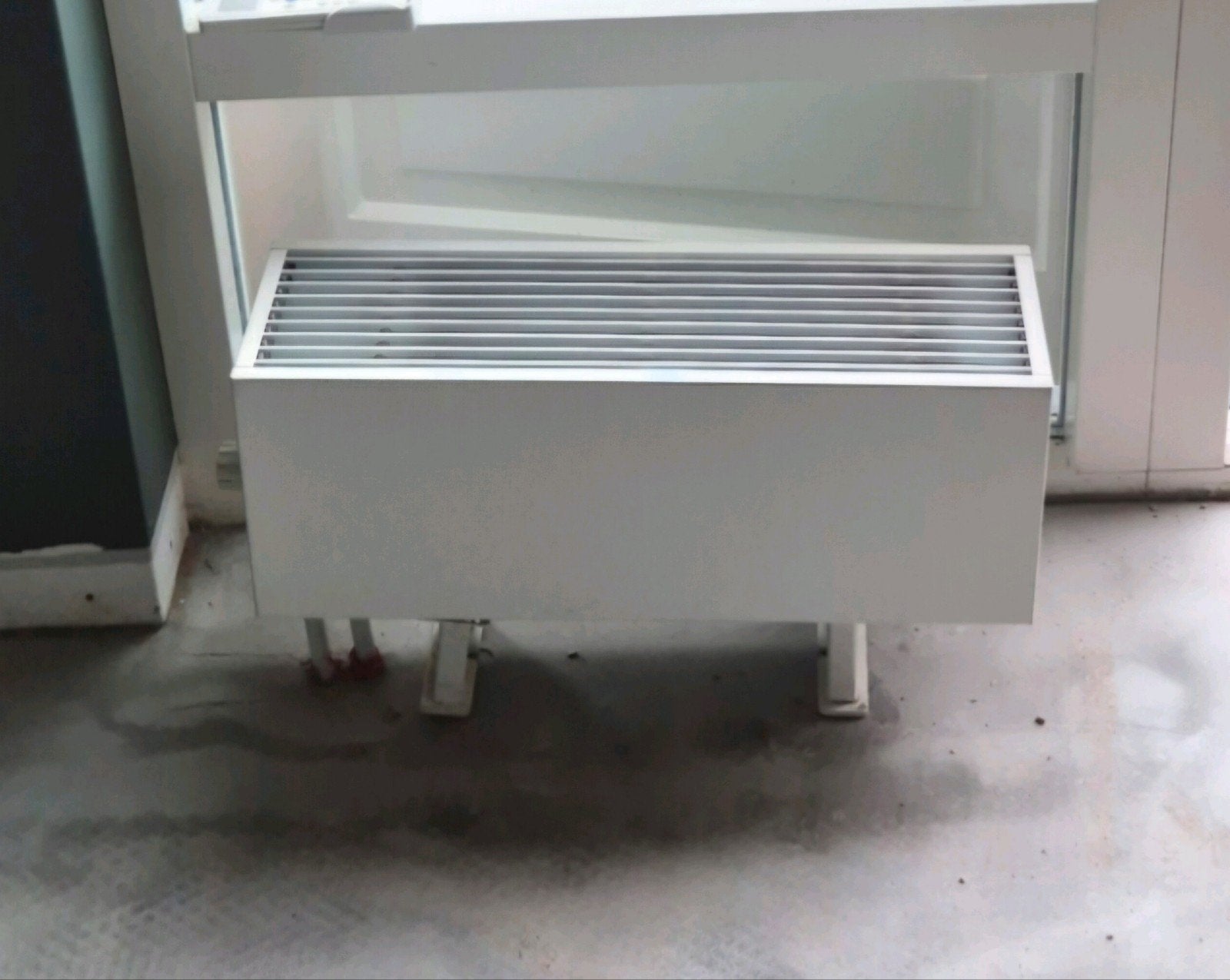 2x Jaga Mini Vrijstaand Low-H2O radiator, H028 Type 16., Ophalen, 30 tot 80 cm, Radiator, Zo goed als nieuw