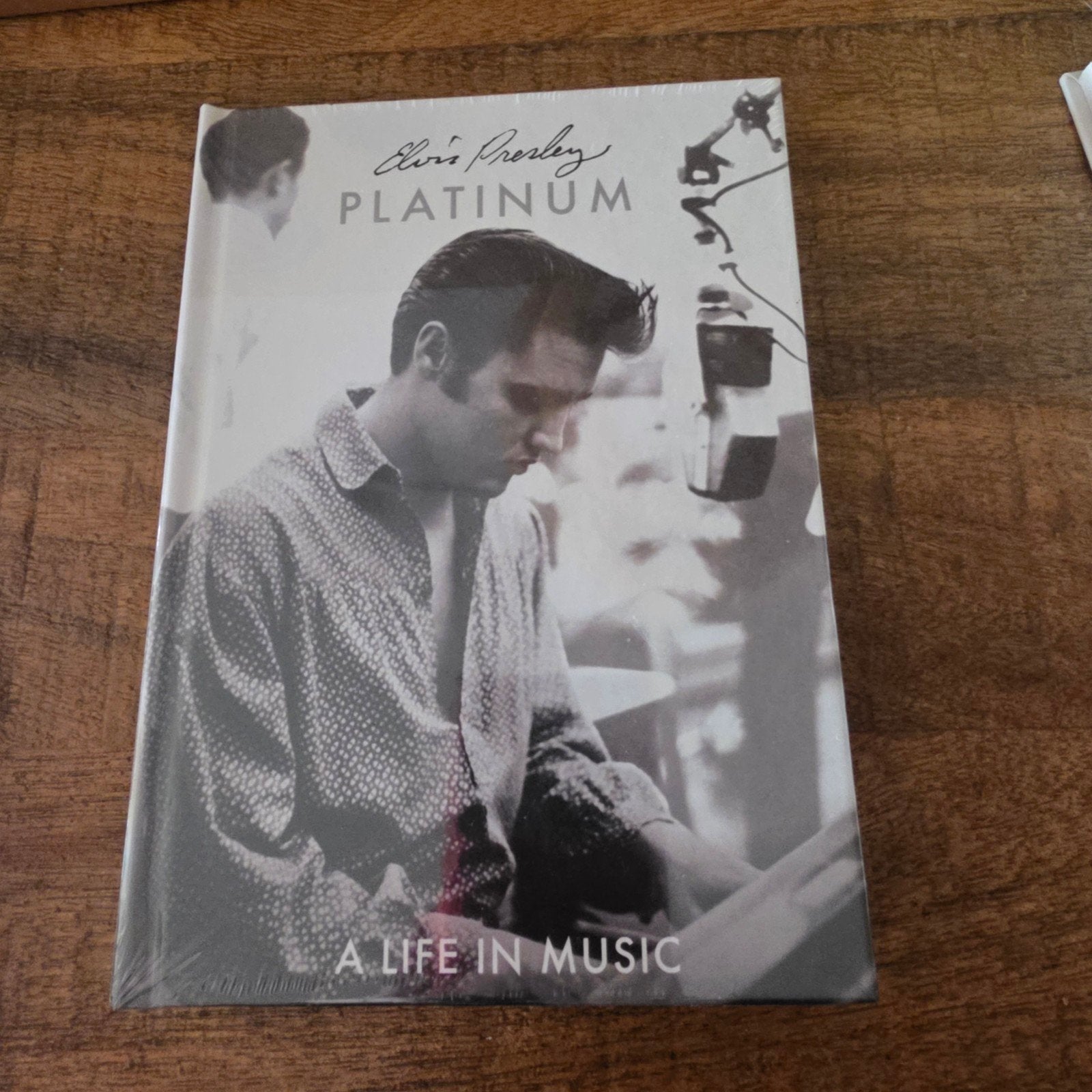 Elvis Presley Platinum: A Life in Music CD Boxset, Verzamelen, Ophalen of Verzenden, Nieuw