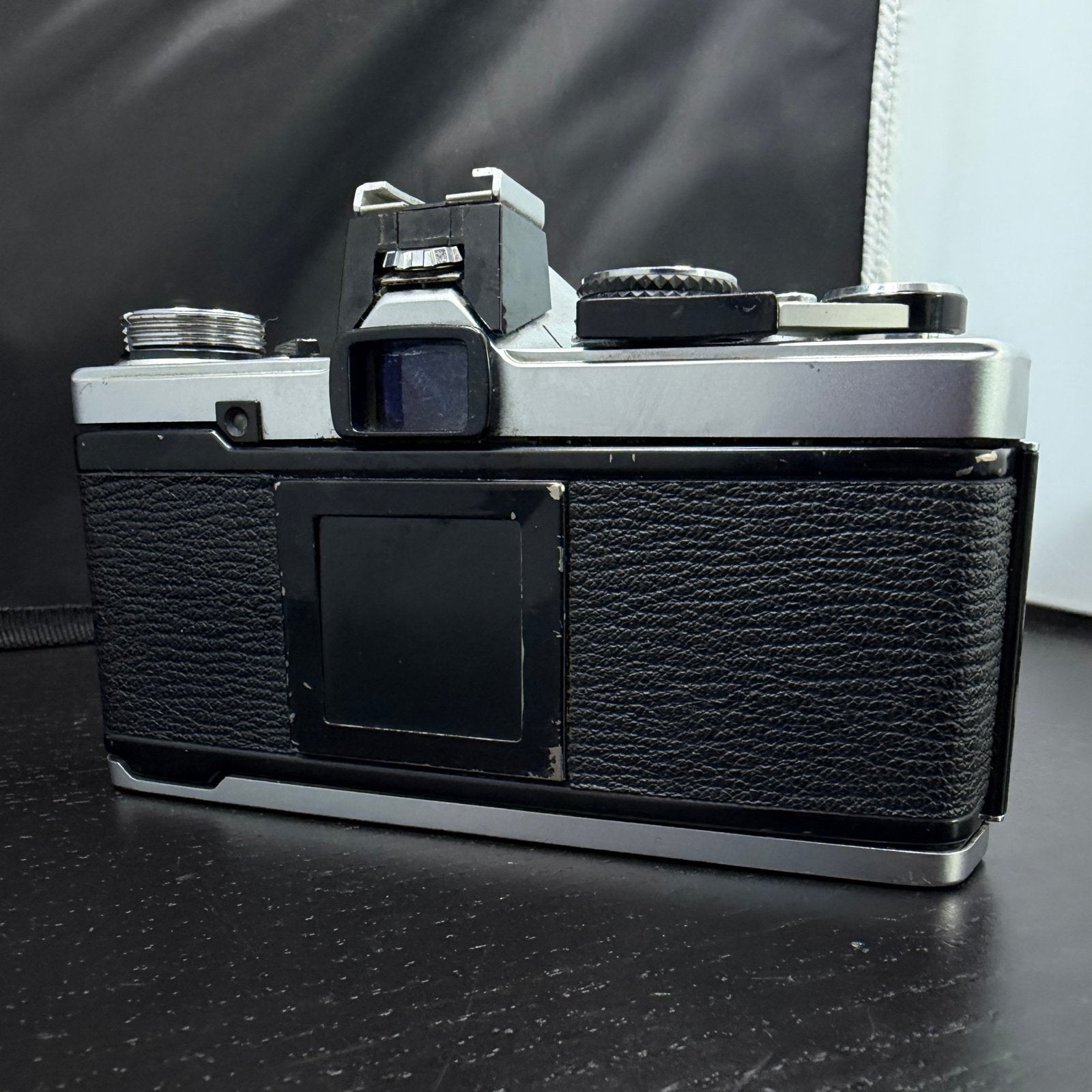 Olympus OM-2 met Zuiko Auto-S 50mm f/1.8 - Werkend, Audio, Tv en Foto, Fotocamera's Analoog, S, Spiegelreflex, Ophalen of Verzenden