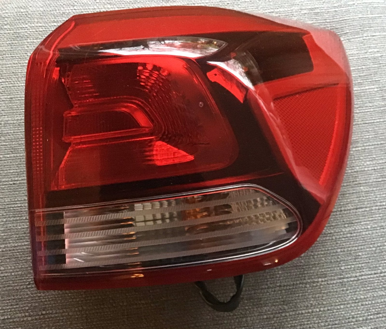 kia rio achterlicht buitenste unit,  model vanaf 2017, Ophalen of Verzenden, Gebruikt, Kia
