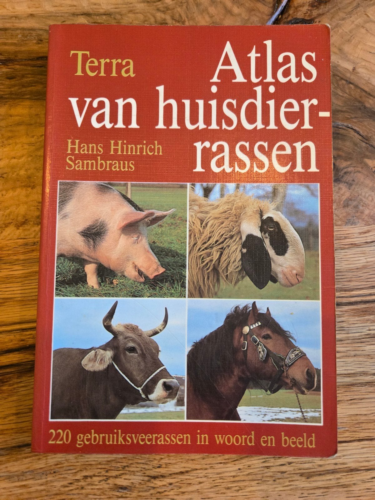 Terra Atlas van huisdierrassen - Hans Hinrich Sambraus, Ophalen of Verzenden, Gelezen, Vee, Hans Hinrich Sambraus
