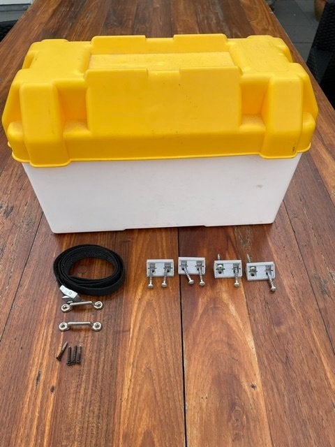 Trem battery box, accubak, accubox, Ophalen of Verzenden, Zo goed als nieuw