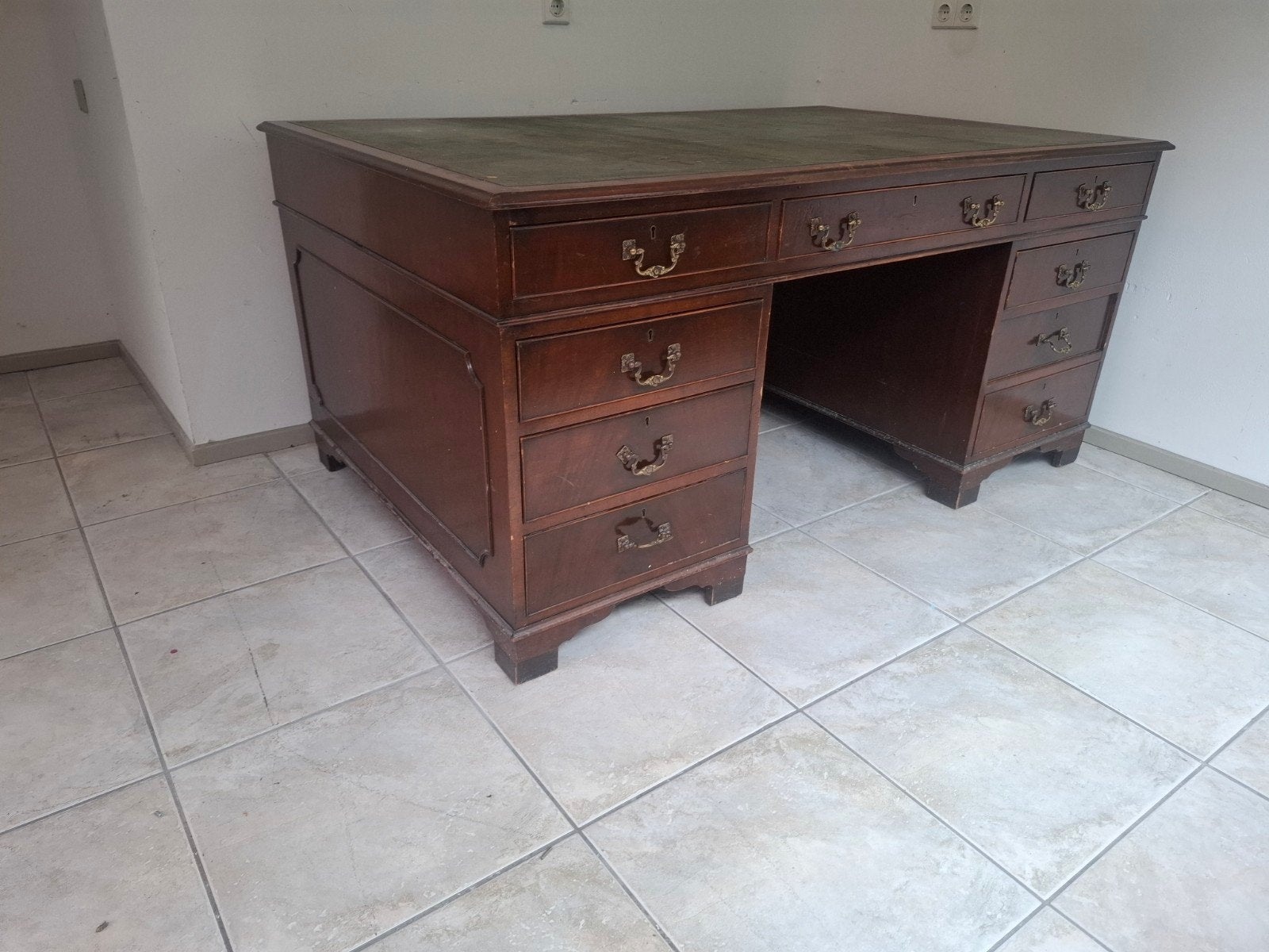 Antiek Engels bureau, Antiek en Kunst, Ophalen