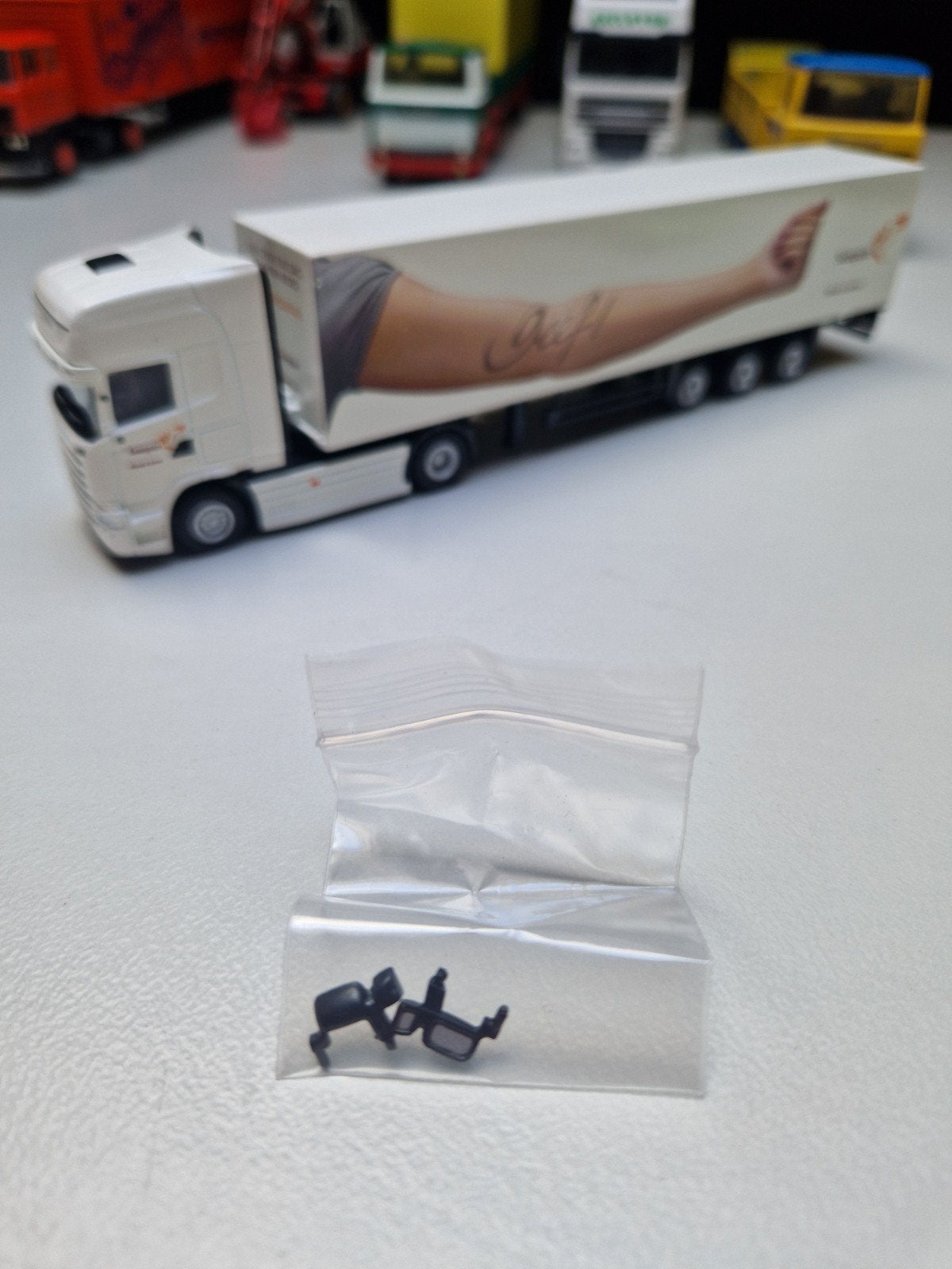 Scania r 500 . SANQUIN . WSI, Ophalen of Verzenden, Nieuw, Bus of Vrachtwagen, Overige merken