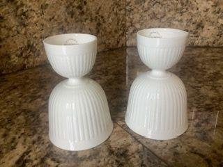 Wedgwood dubbel eierdopjes op voet ijscoupe fruitcoupe, Huis en Inrichting, Keuken | Servies, Ophalen, Overige materialen, Klassiek