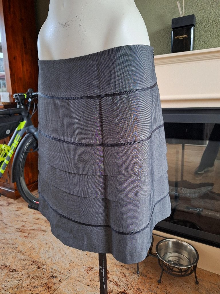 Caroll Paris grijze stroken rok 42 L, Verzenden, Maat 42/44 (L), Caroll Paris, Zo goed als nieuw