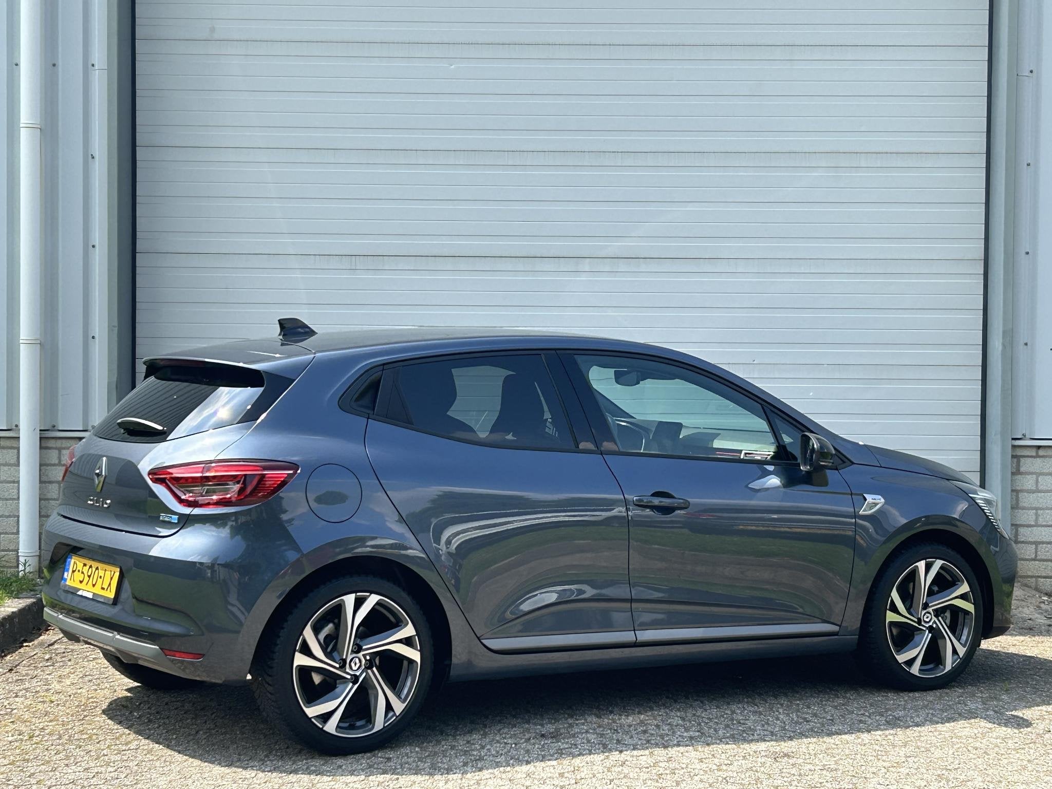 Renault Clio 1.6 E-Tech Hybrid 145 R.S. Line / Lederen Bekle, 145 pk, Gebruikt, Euro 6, 4 cilinders