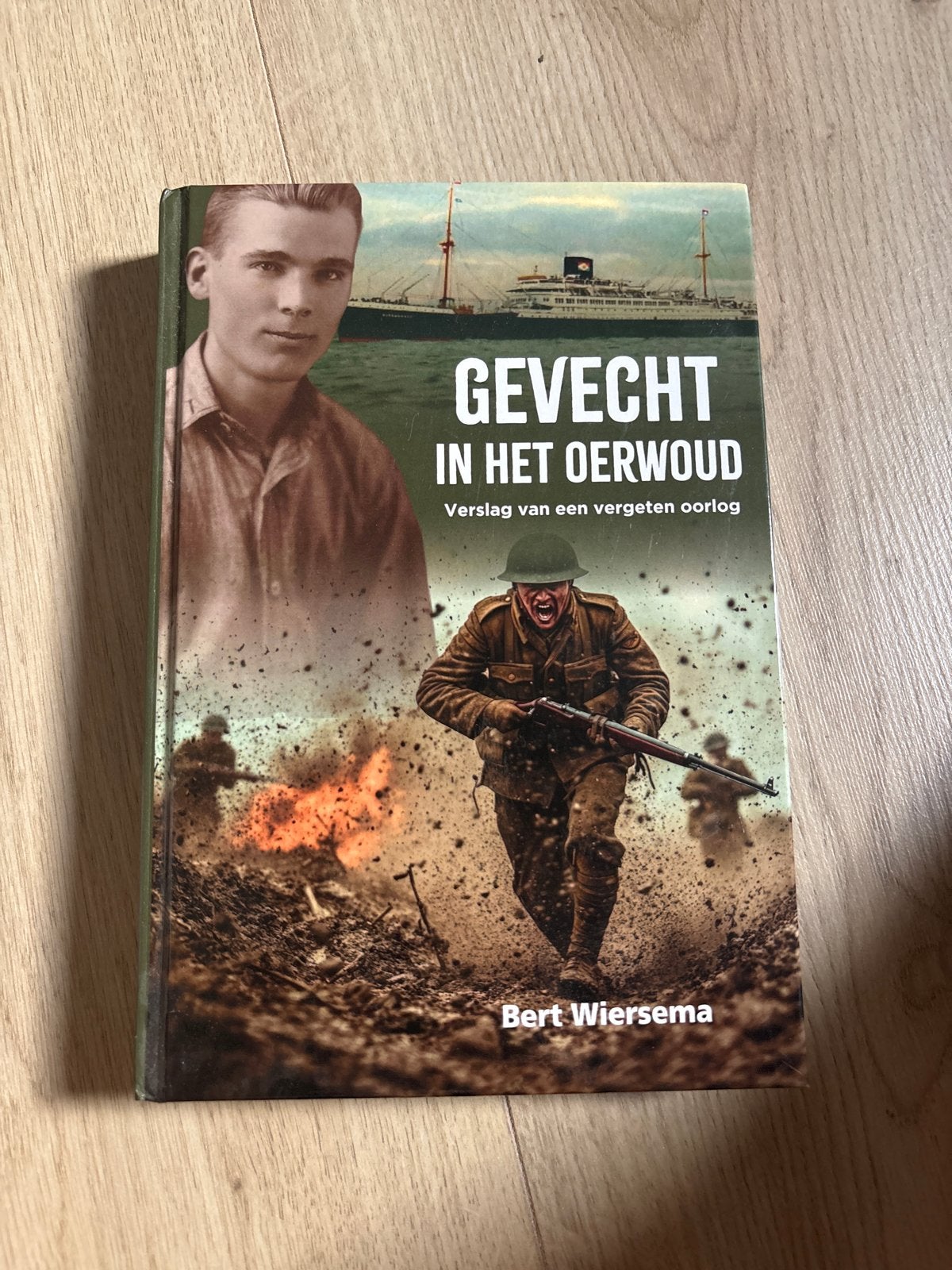Gevecht in het Oerwoud - Verslag van een vergeten oorlog, Boeken, Ophalen of Verzenden, 1945 tot heden, Nieuw, Overige onderwerpen