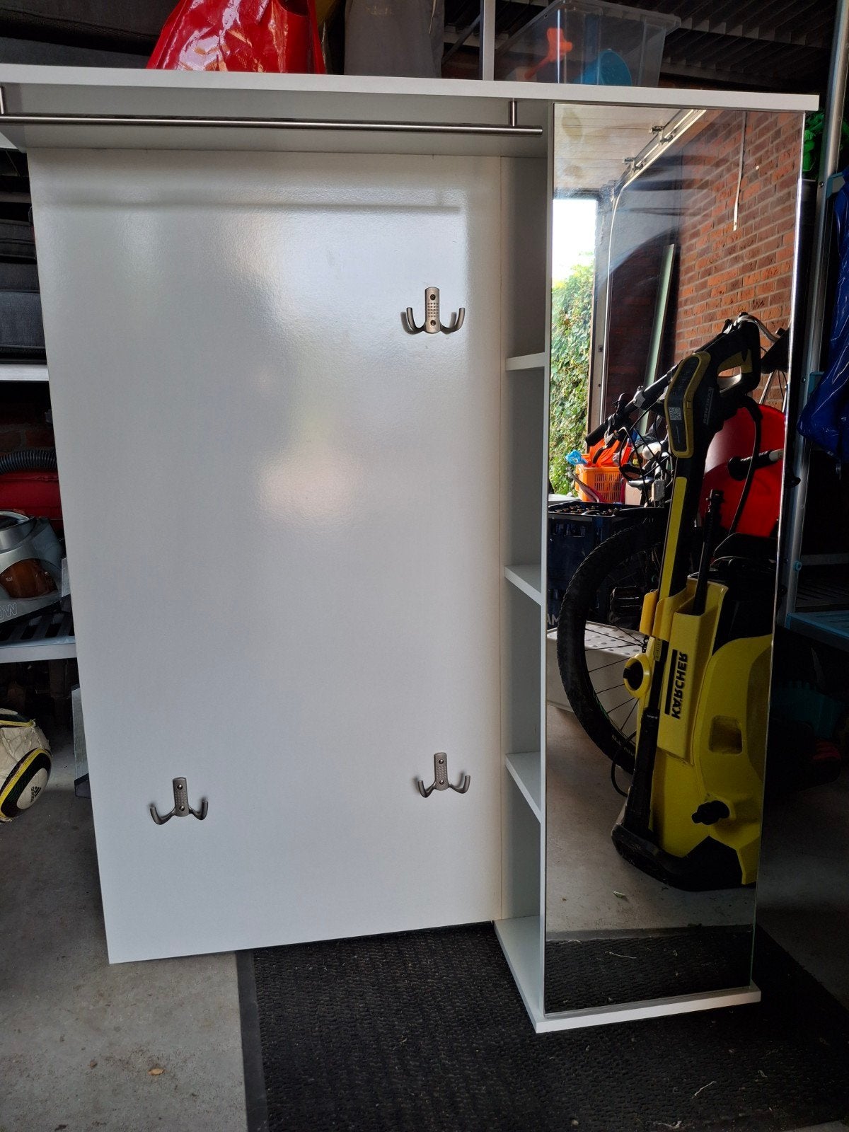 GRATIS Garderobekast met spiegel, vakjes en hangruimte, Huis en Inrichting, Kasten | Kledingkasten, Gebruikt, 100 tot 150 cm, Modern