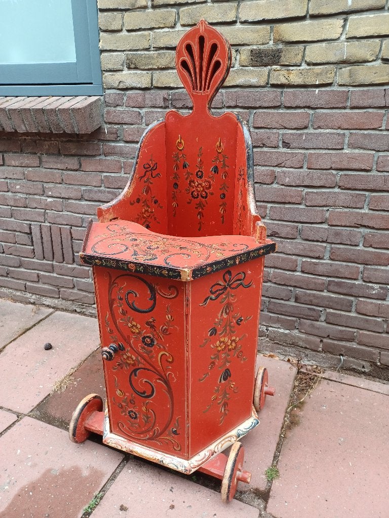 Hindelooper Kinderstoel, Ophalen