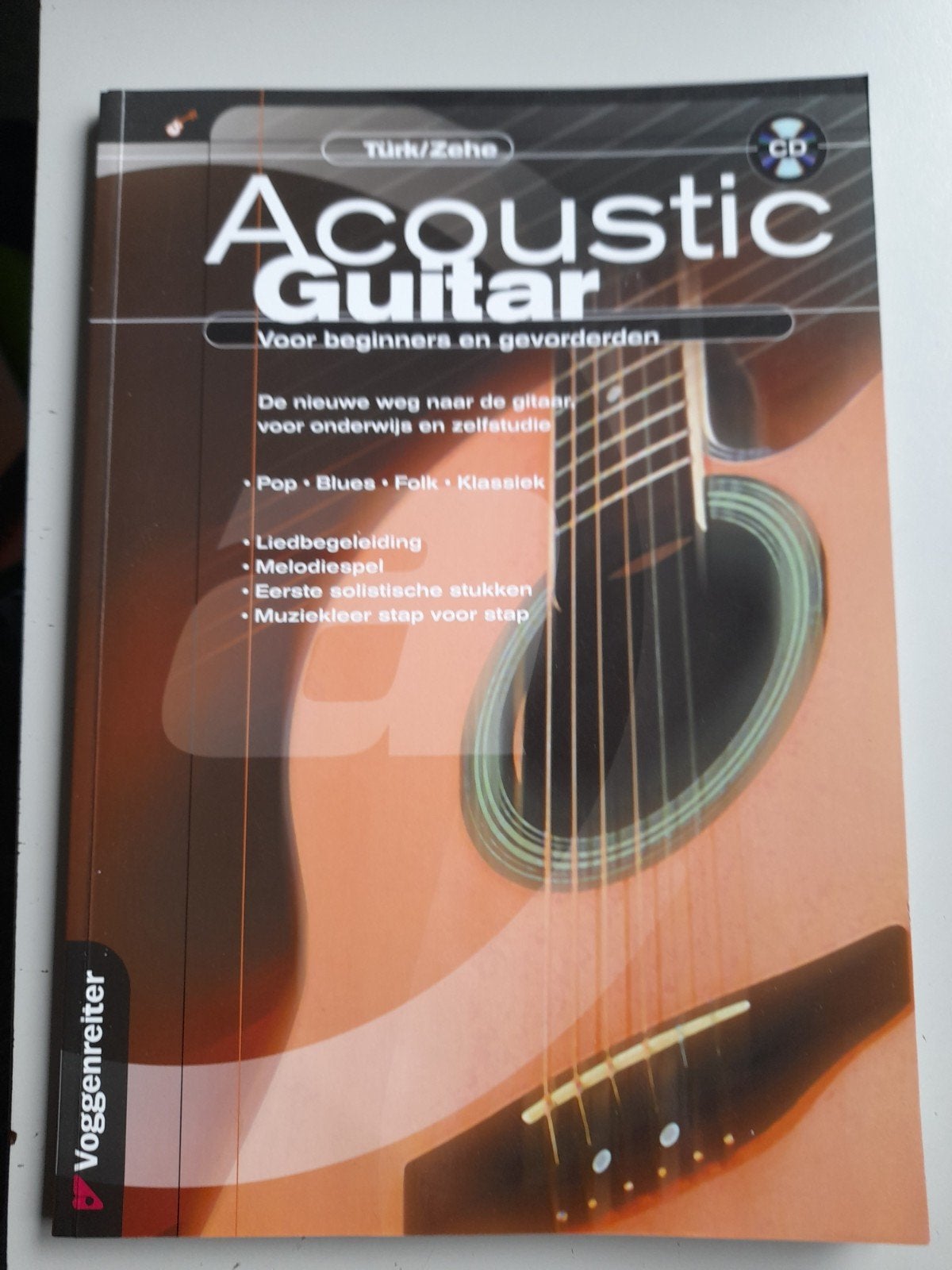 Acoustic guitar beginners en gevorderden., Boeken, Ophalen of Verzenden, Zo goed als nieuw