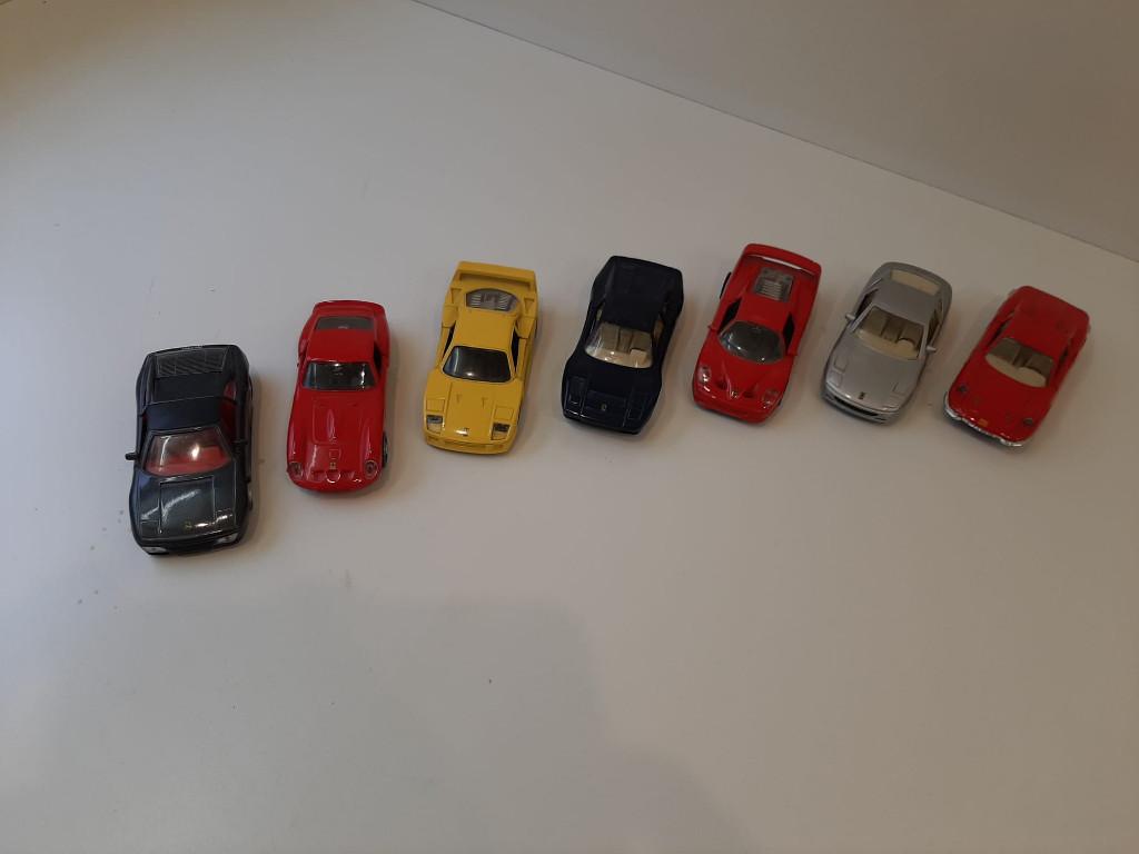 Model auto 's Ferrari schaal 1:39 7 stuks, Hobby en Vrije tijd, Modelauto's | Overige schalen, Ophalen of Verzenden, Gebruikt