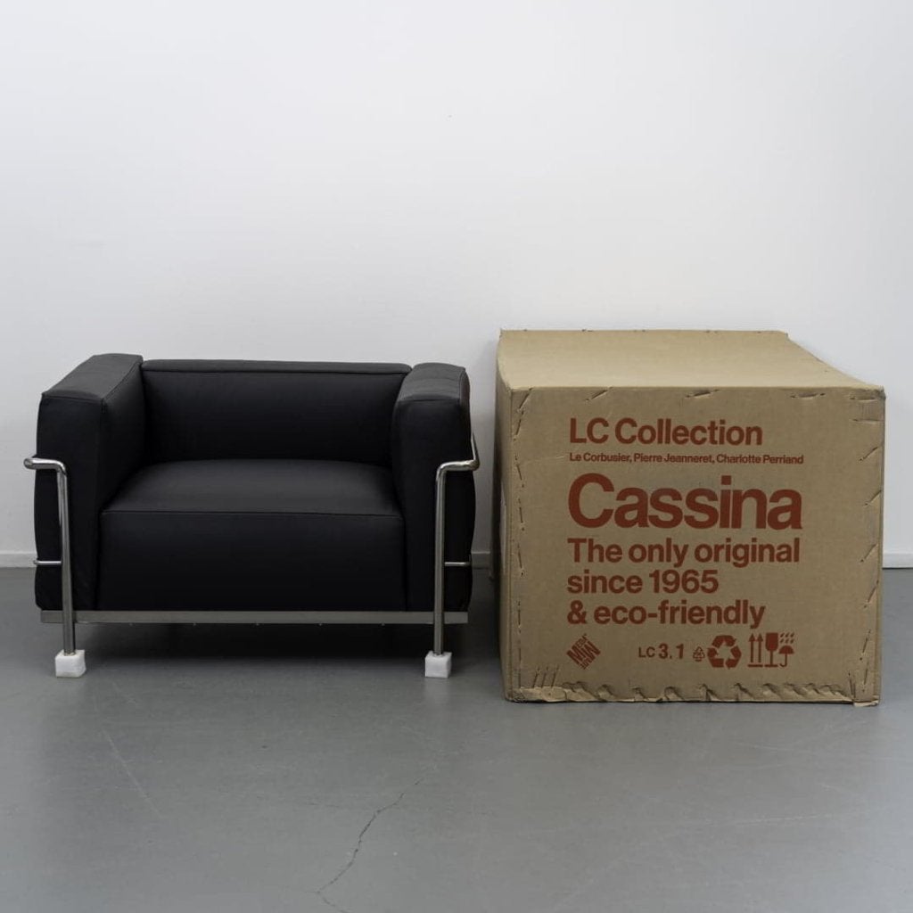 Cassina LC3 Fauteuil Zwart Leer, Niet ingevuld, Nieuw, Niet ingevuld, Niet ingevuld
