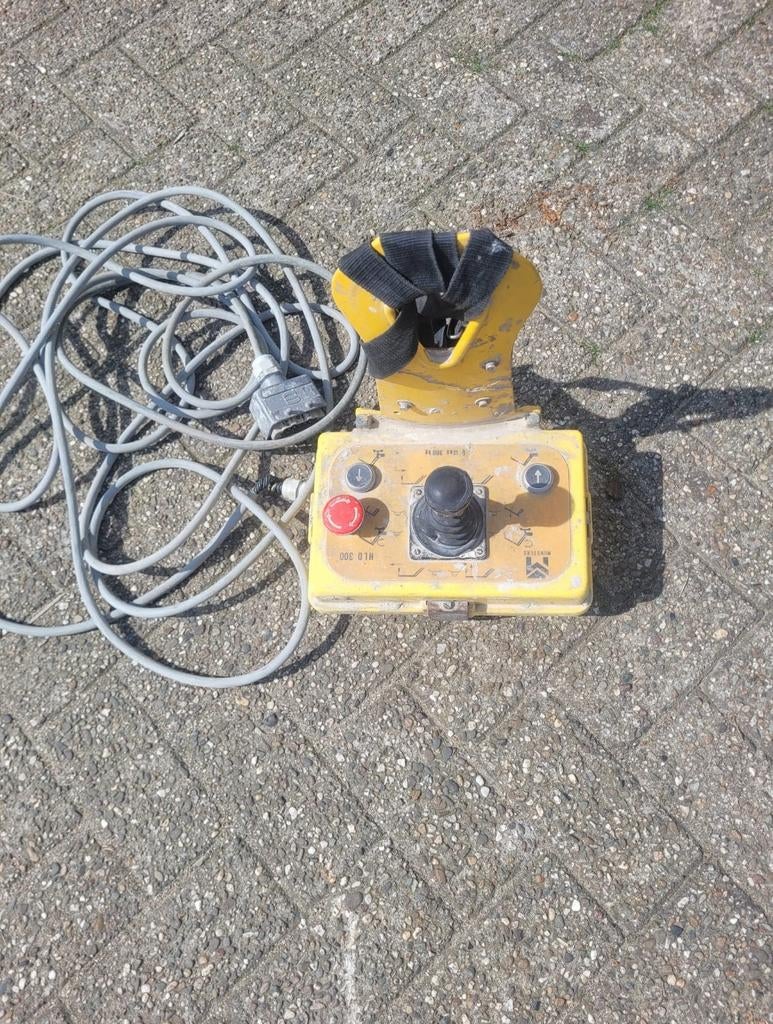 Gebruikte Lijmkraan (Elementen Steller) In Goede Conditie, Ophalen, Zo goed als nieuw