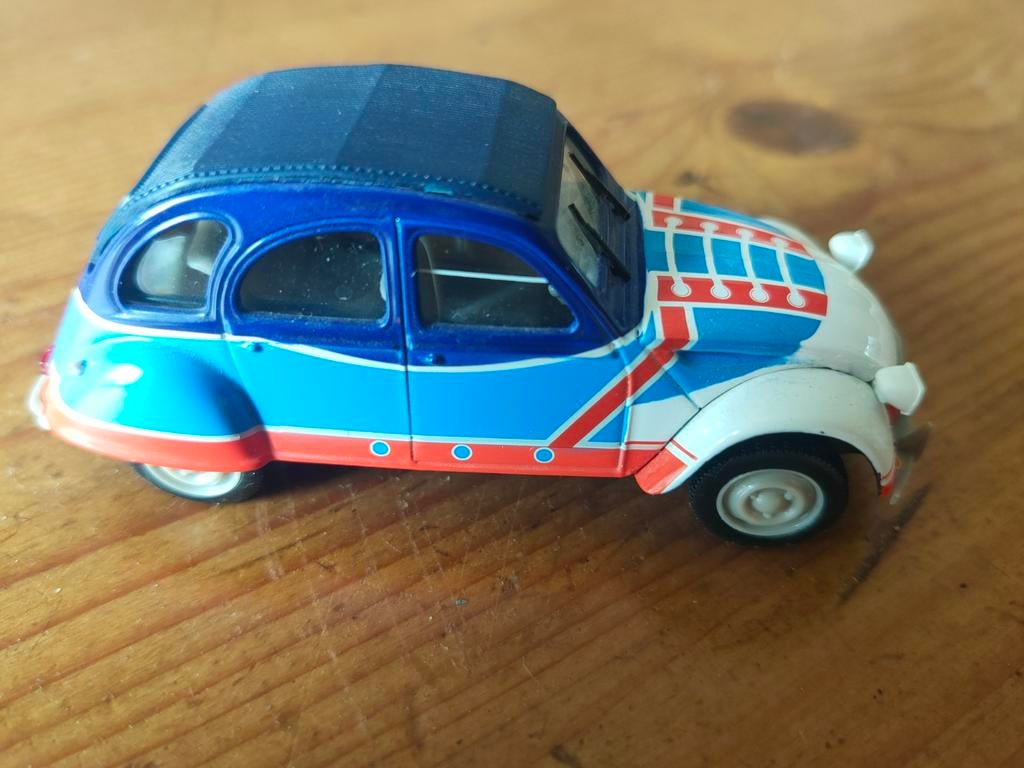Citroën 2CV 6 1:43 Norev nr20, Hobby en Vrije tijd, Modelauto's | 1:43, Ophalen of Verzenden, Gebruikt, Auto, Norev