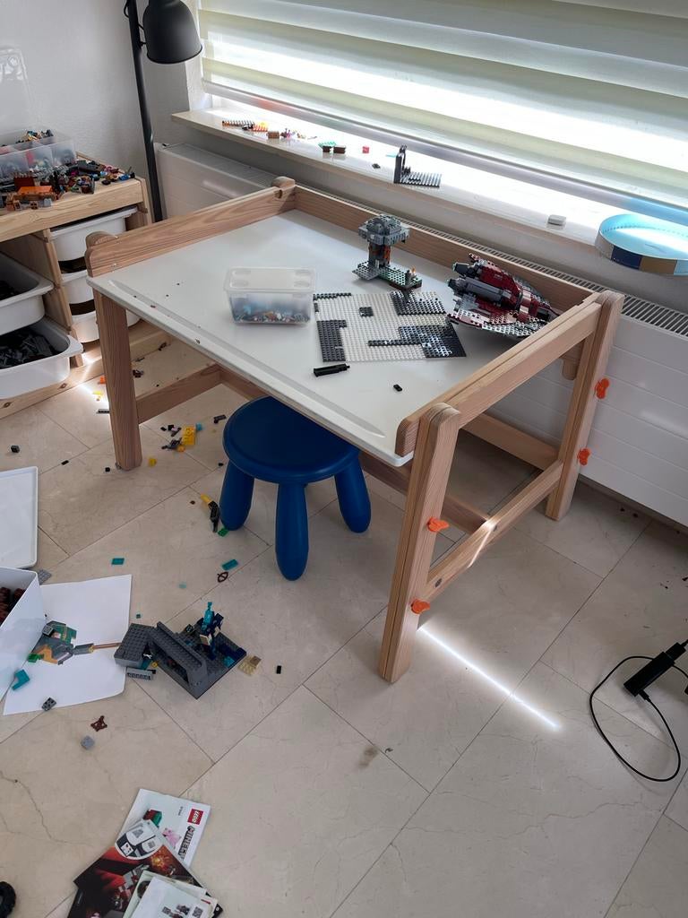 Ikea Flisat tekentafel, Ophalen, Gebruikt, Tafel(s)